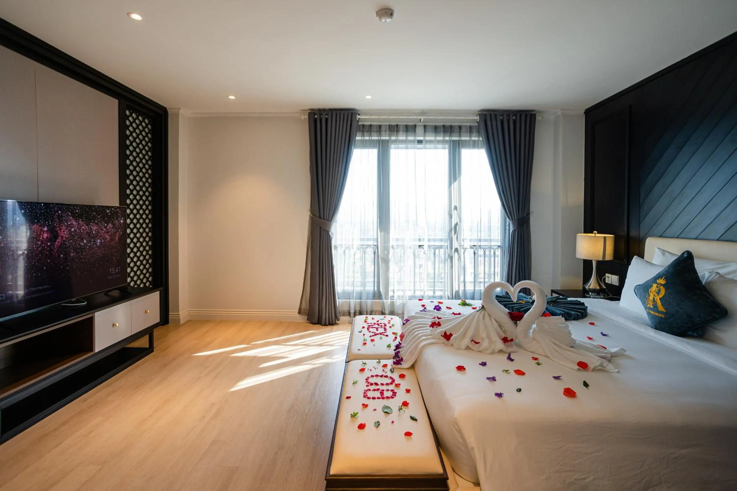 View (from property/room), Bed in Rex Quang Binh Hotel