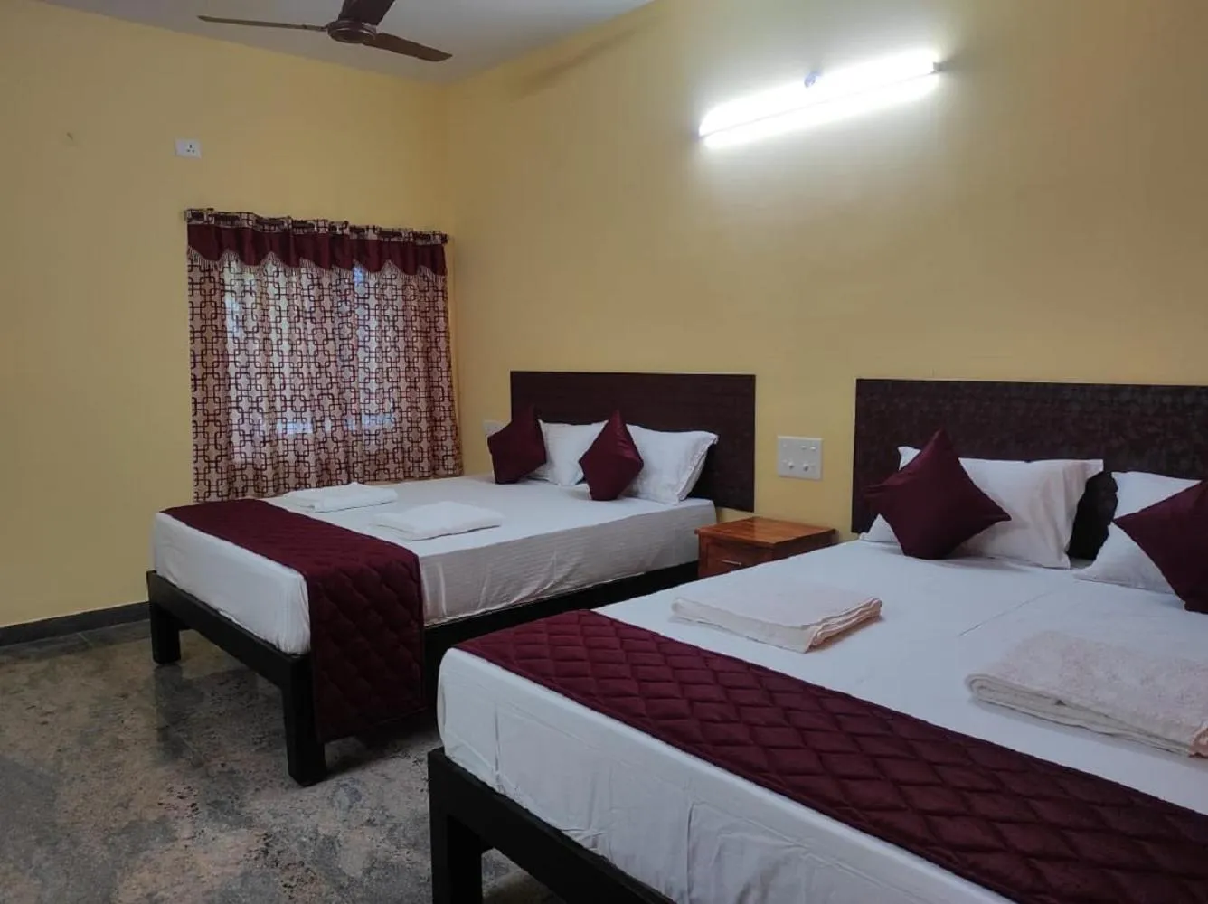 Bed in Le Springlynn Residency