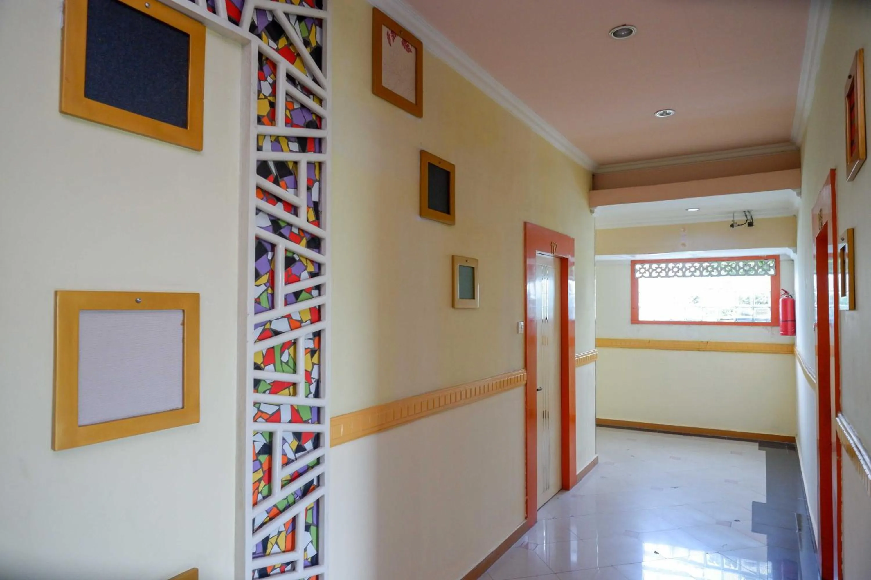 Property building in Sans Hotel International Surabaya