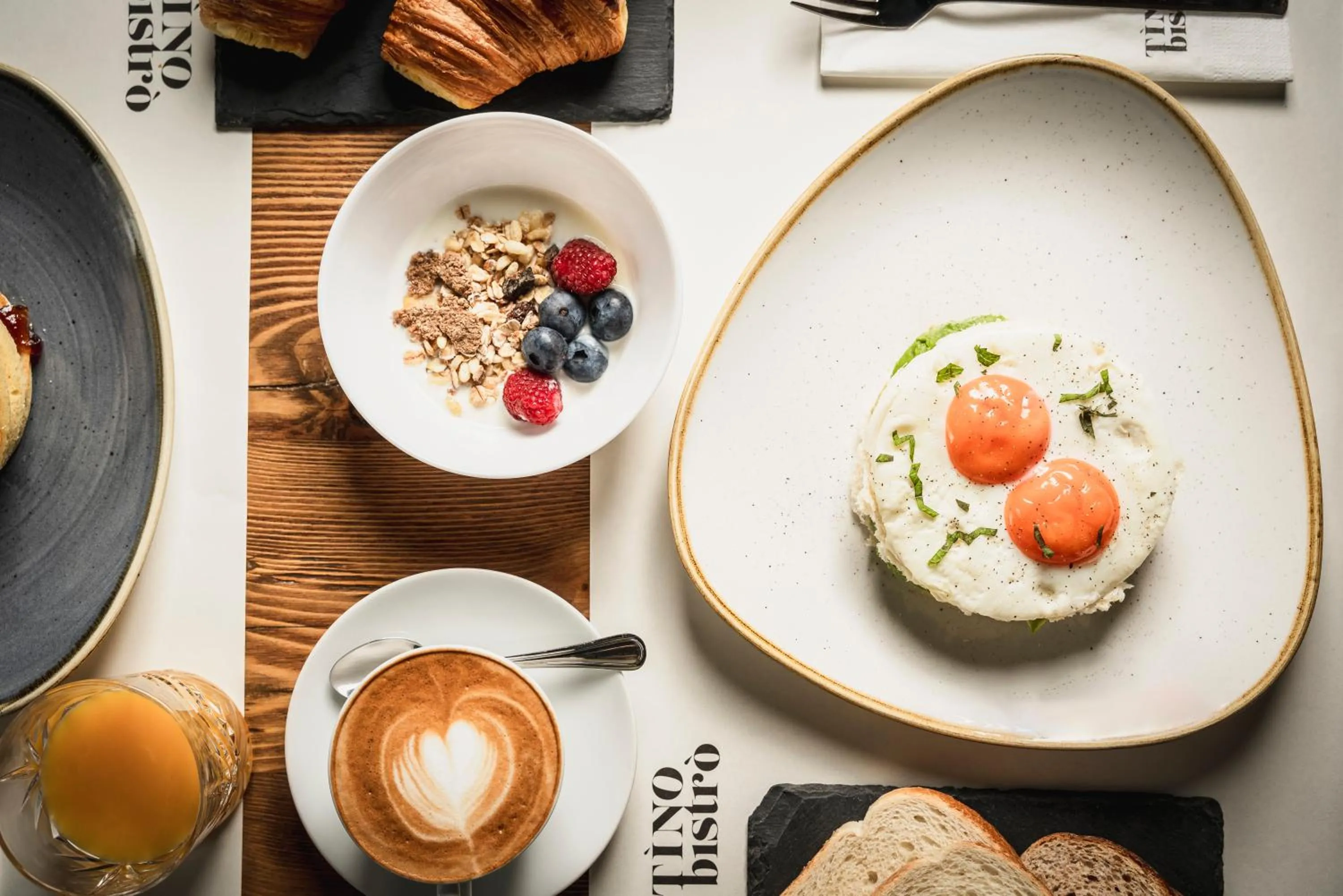 American breakfast in Hotel Boccaccio