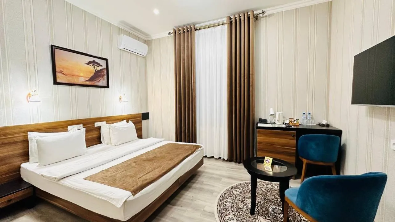 Bed in Garden Plaza Bukhara