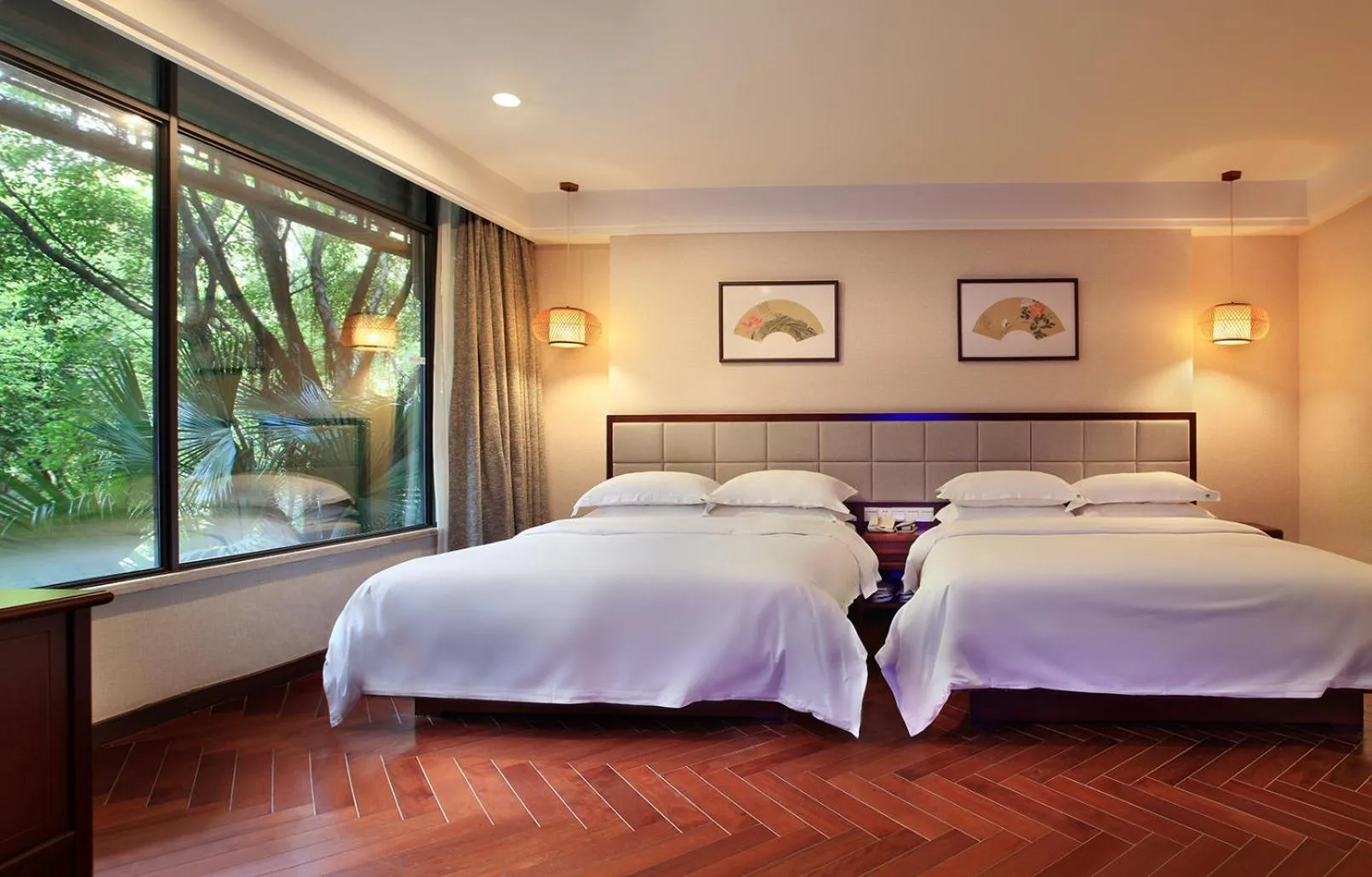 Bed in Guilin Zizhou Panorama Resort