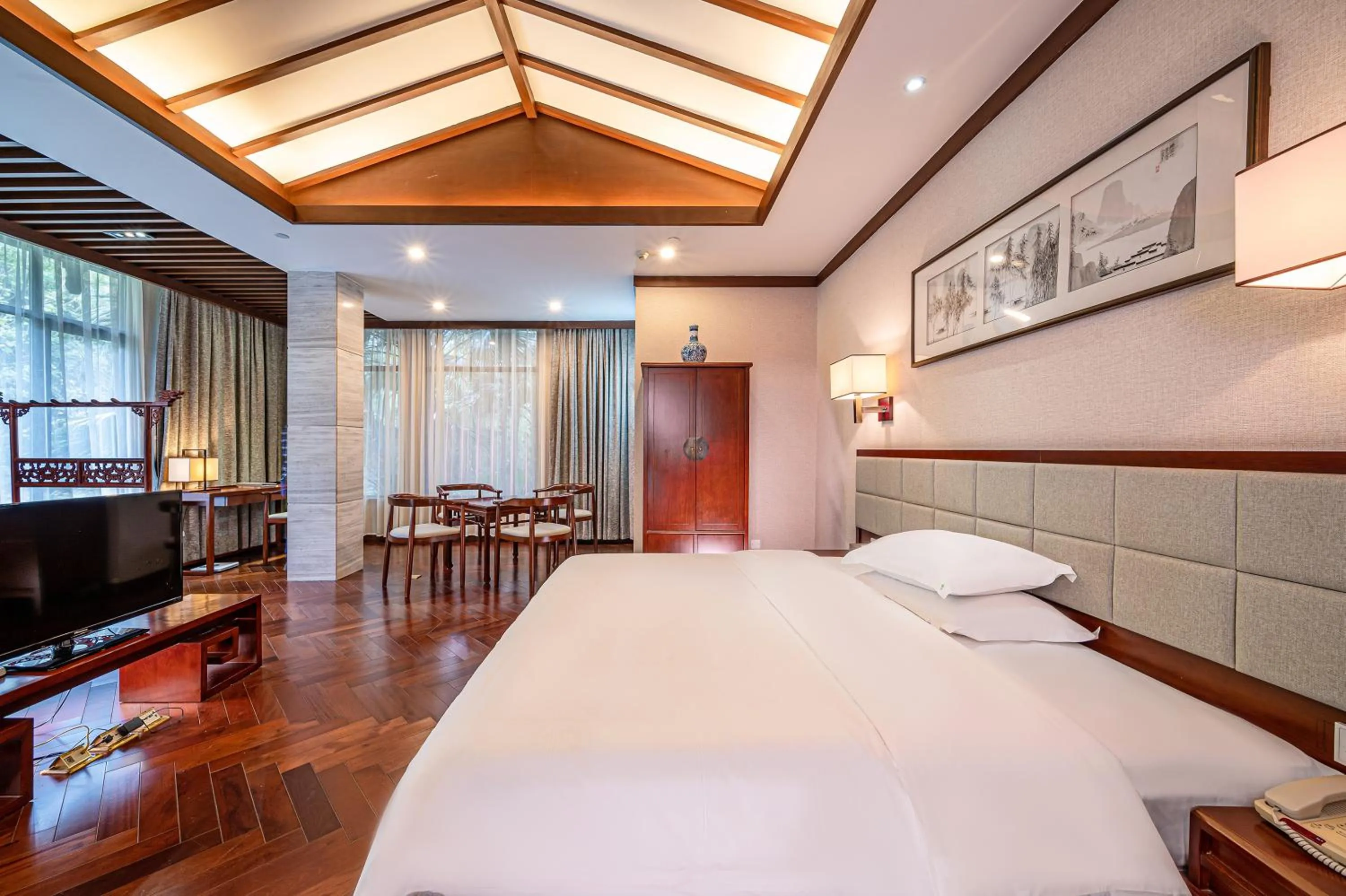 Bed in Guilin Zizhou Panorama Resort
