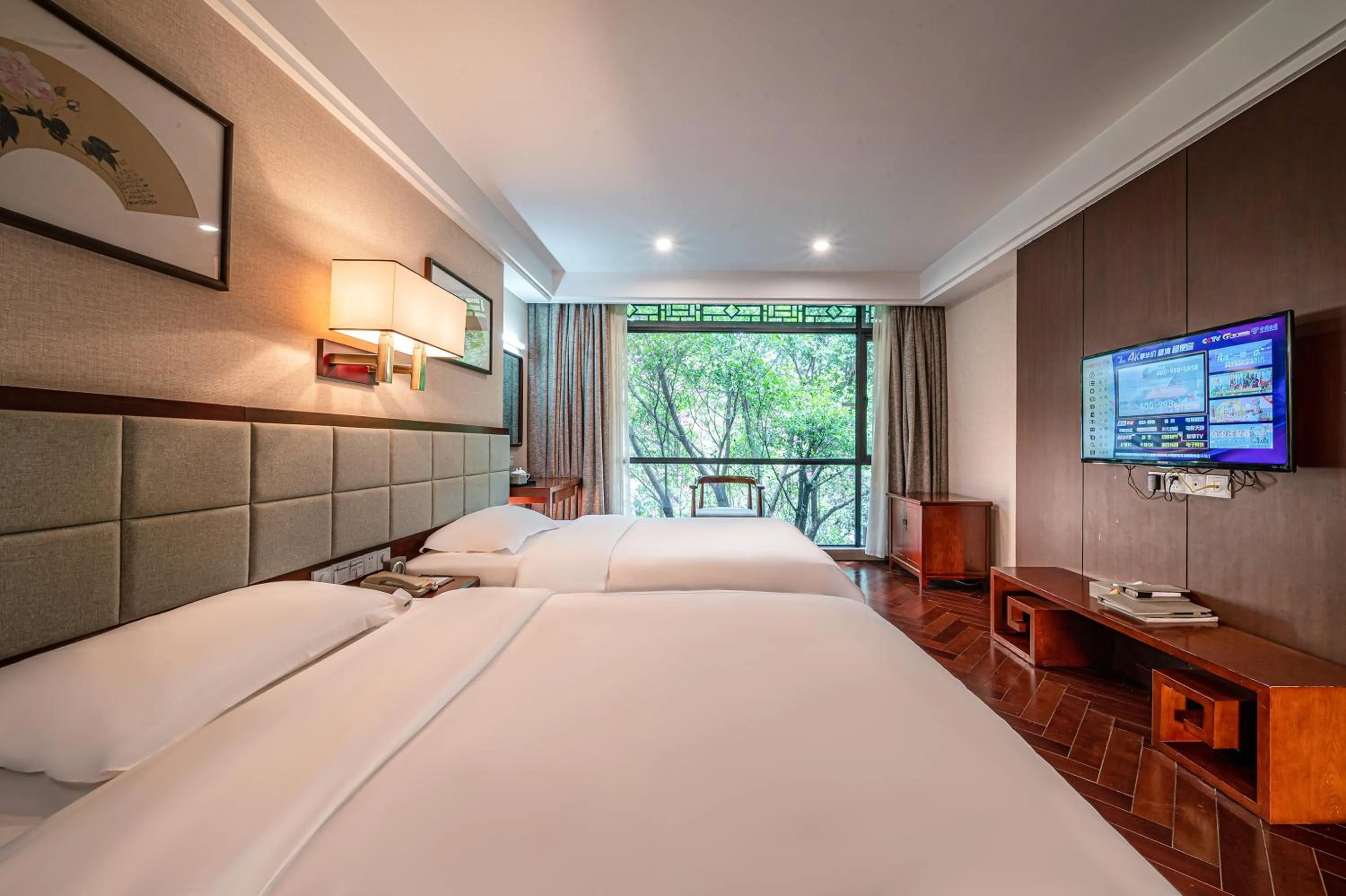 Bed in Guilin Zizhou Panorama Resort