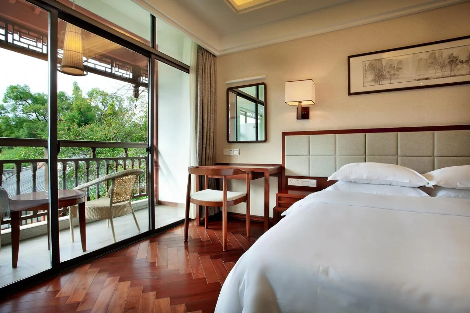 Bed in Guilin Zizhou Panorama Resort