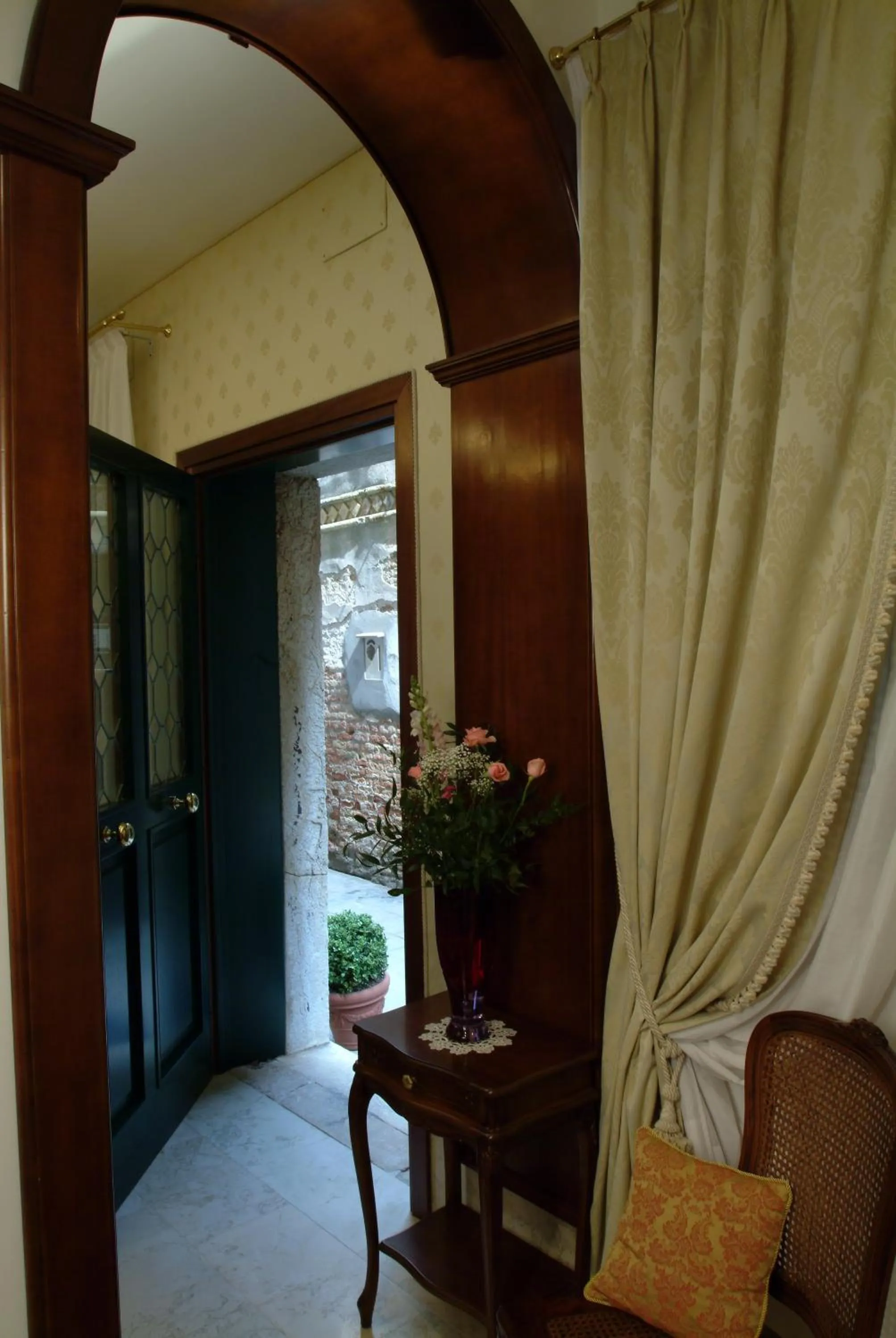 Other in Apostoli Palace