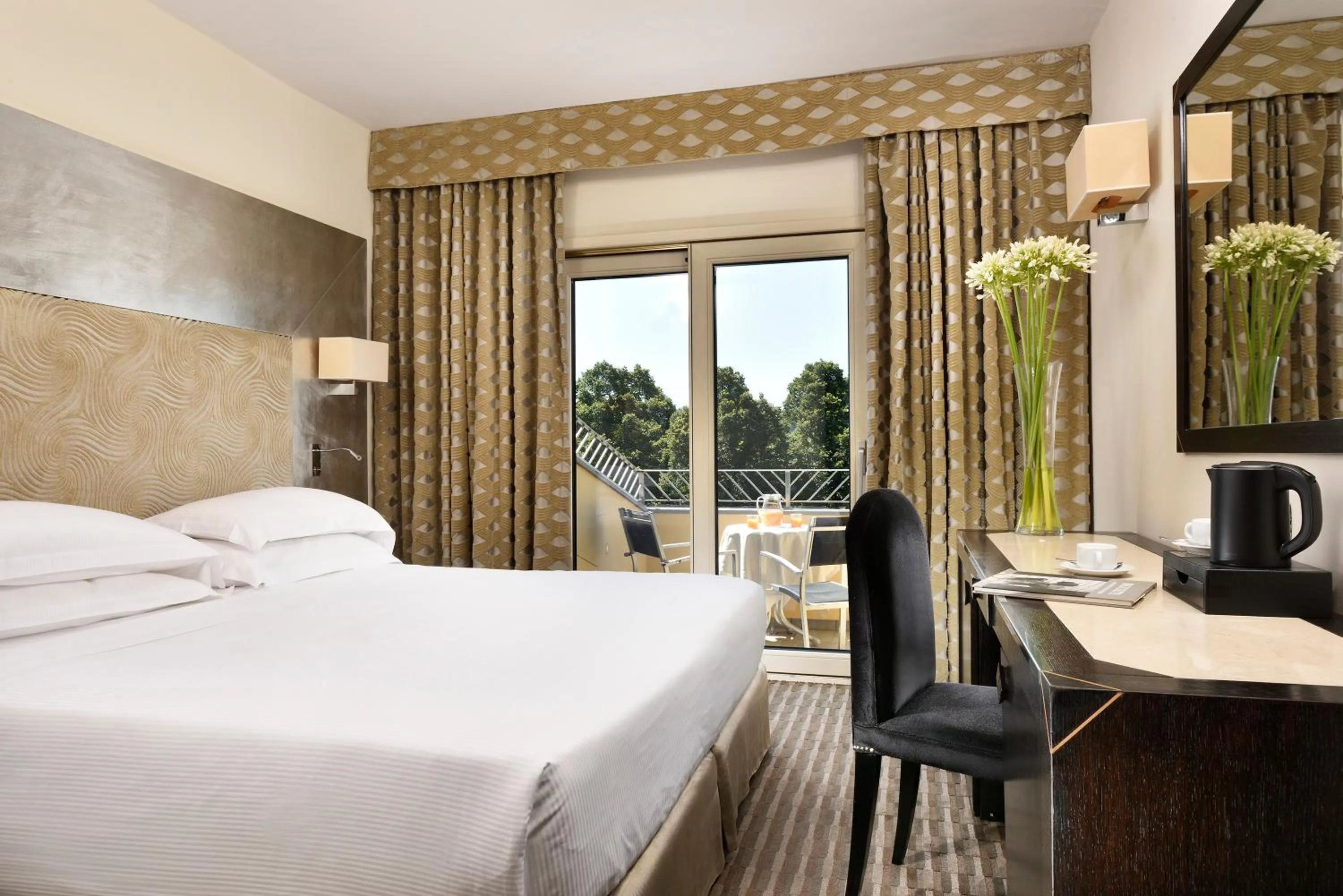 Bedroom, Bed in FH55 Grand Hotel Mediterraneo