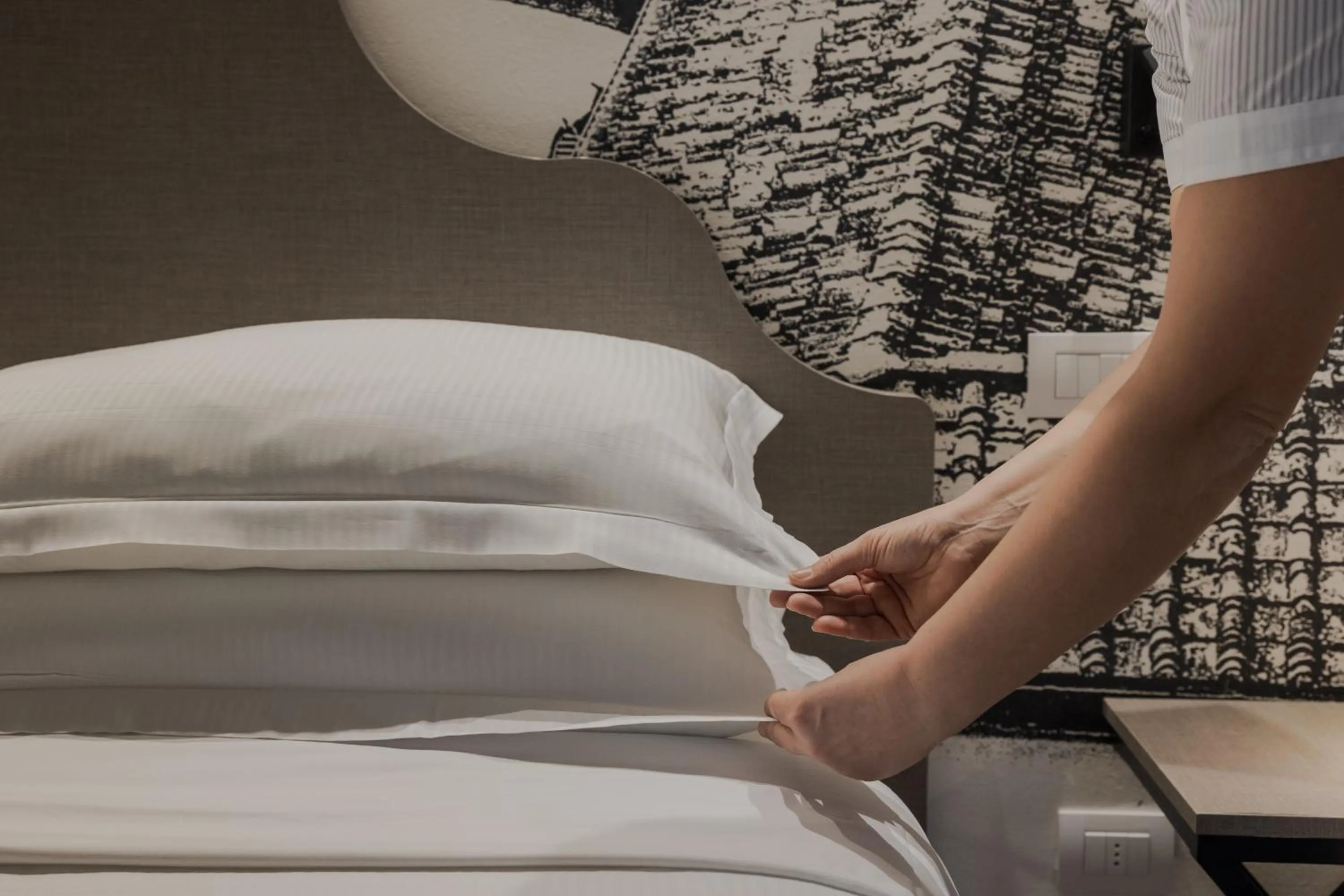 Bed in FH55 Grand Hotel Mediterraneo