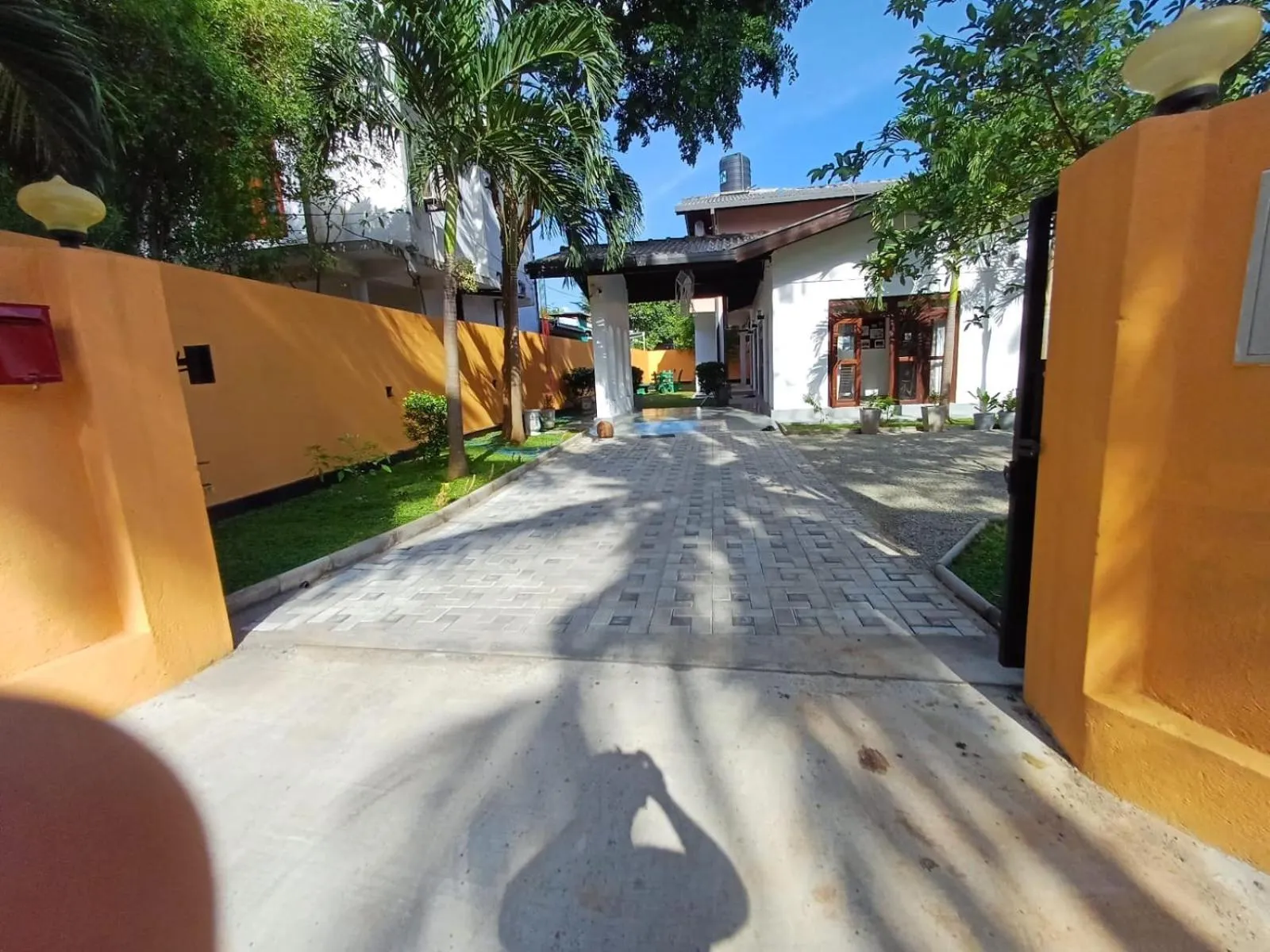 Property building in Villa DeLorenta