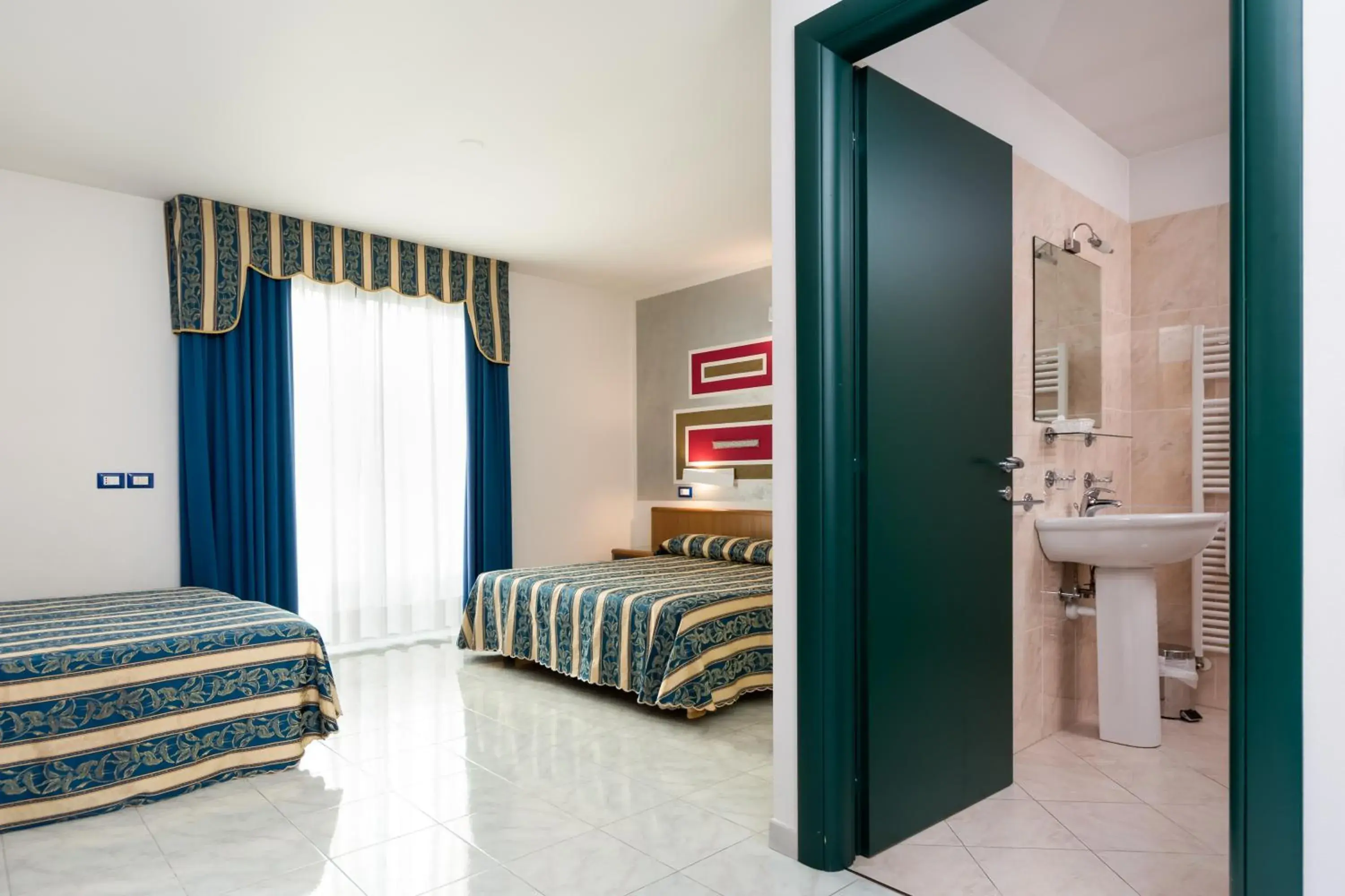 Double Room - single occupancy in Hotel Centrale Double Room - single occupancy in Hotel Centrale