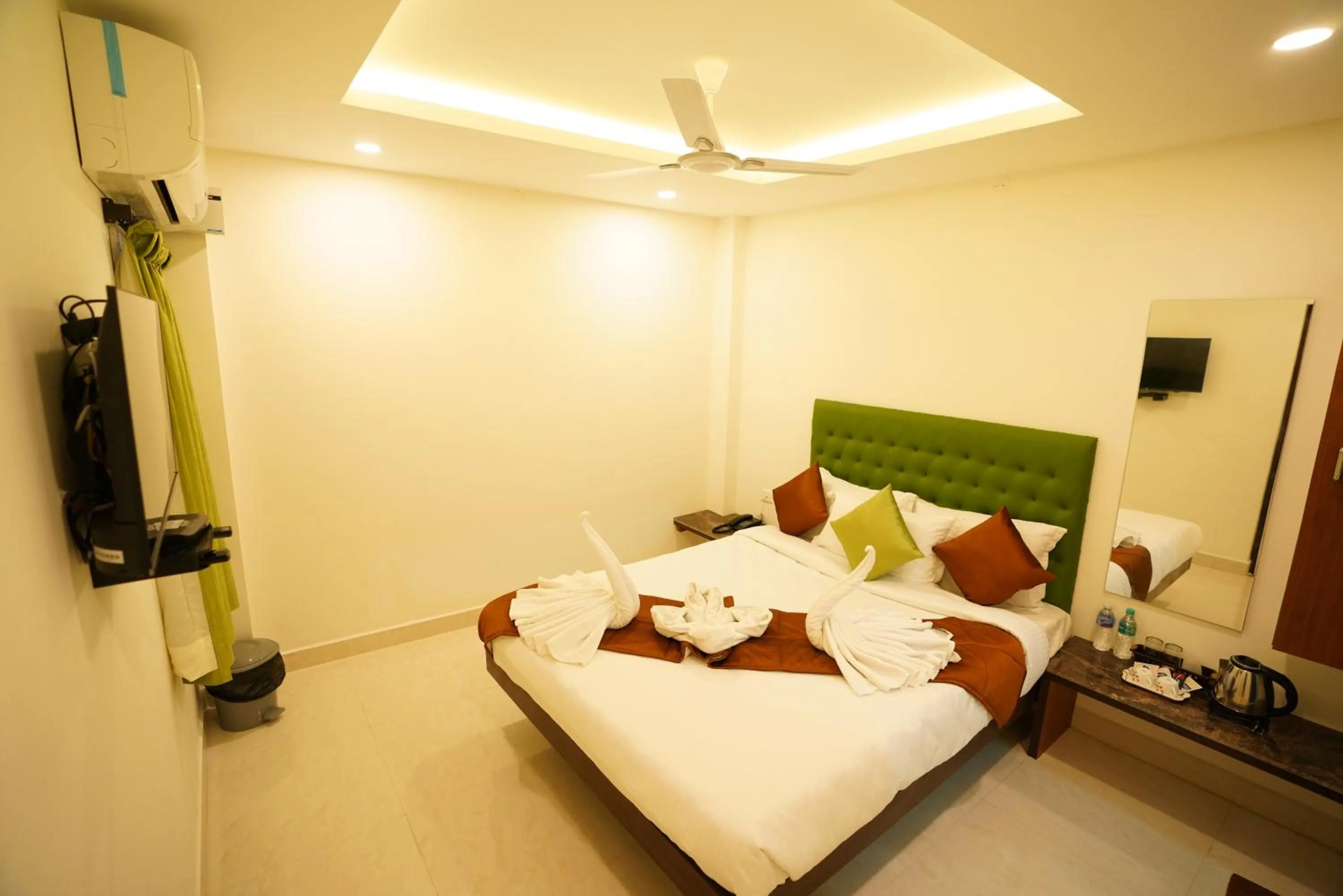 Photo of the whole room, Bed in SAARA INN