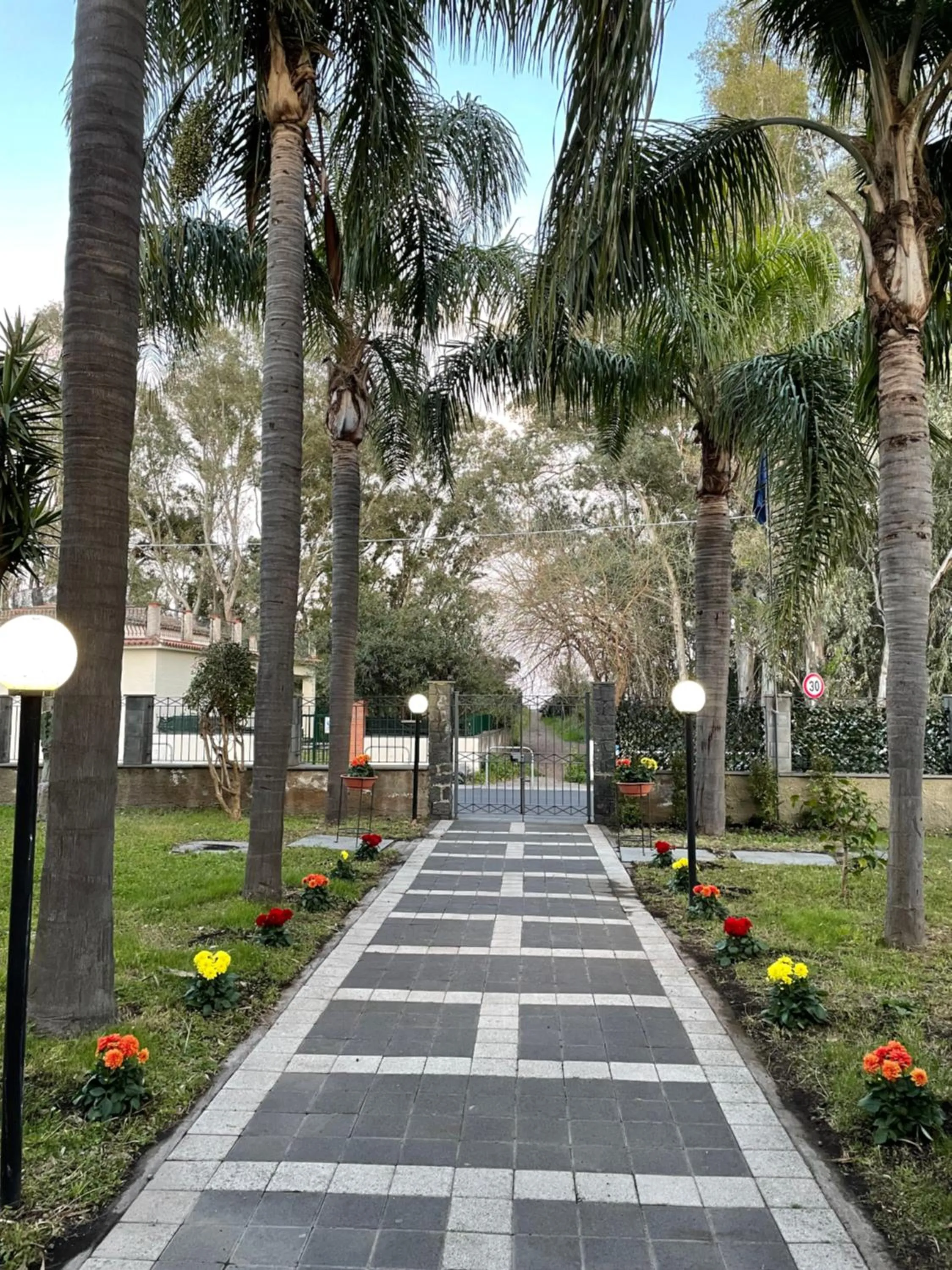 Garden in Oasi Park Hotel