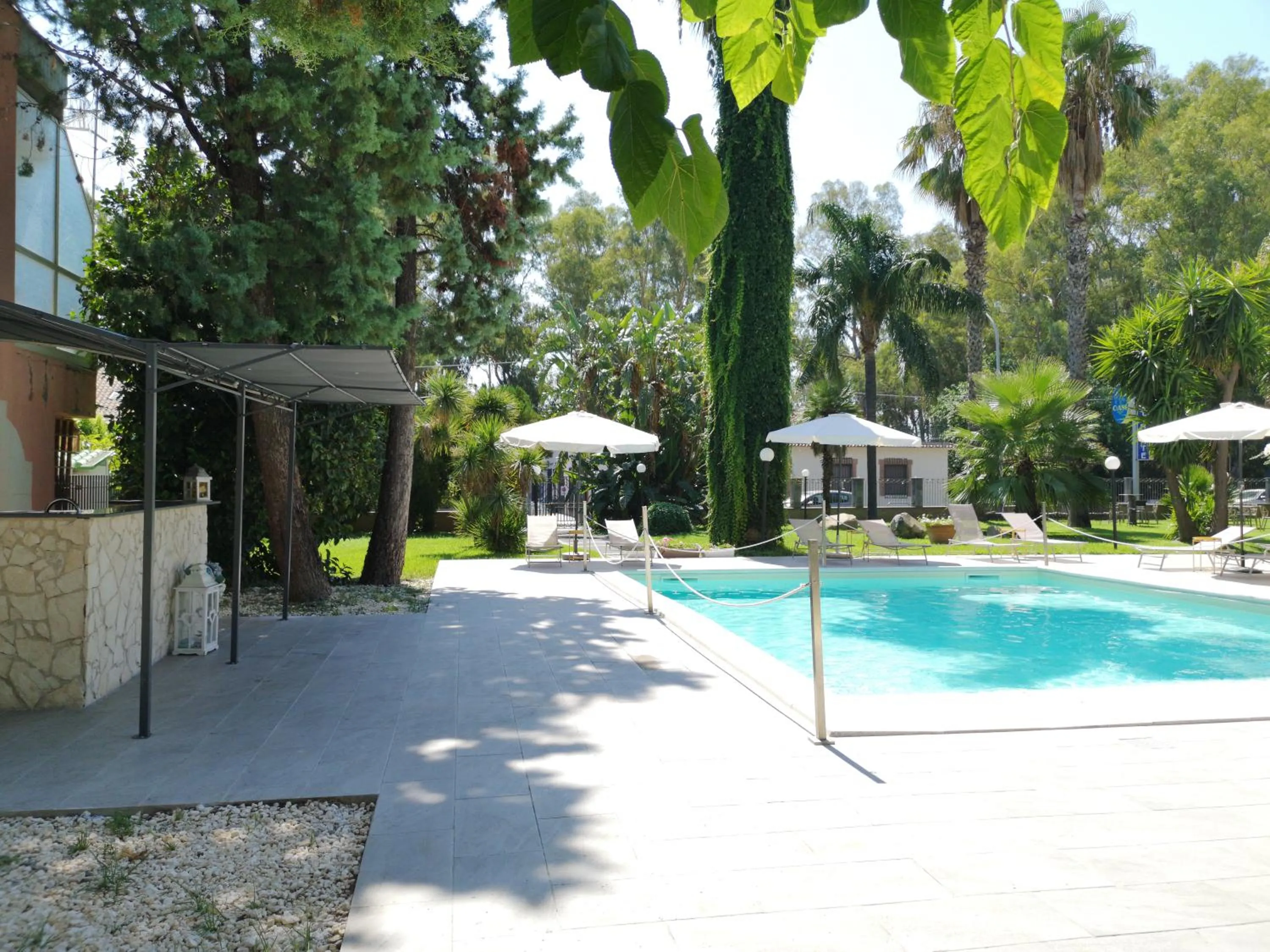 Swimming pool in Oasi Park Hotel