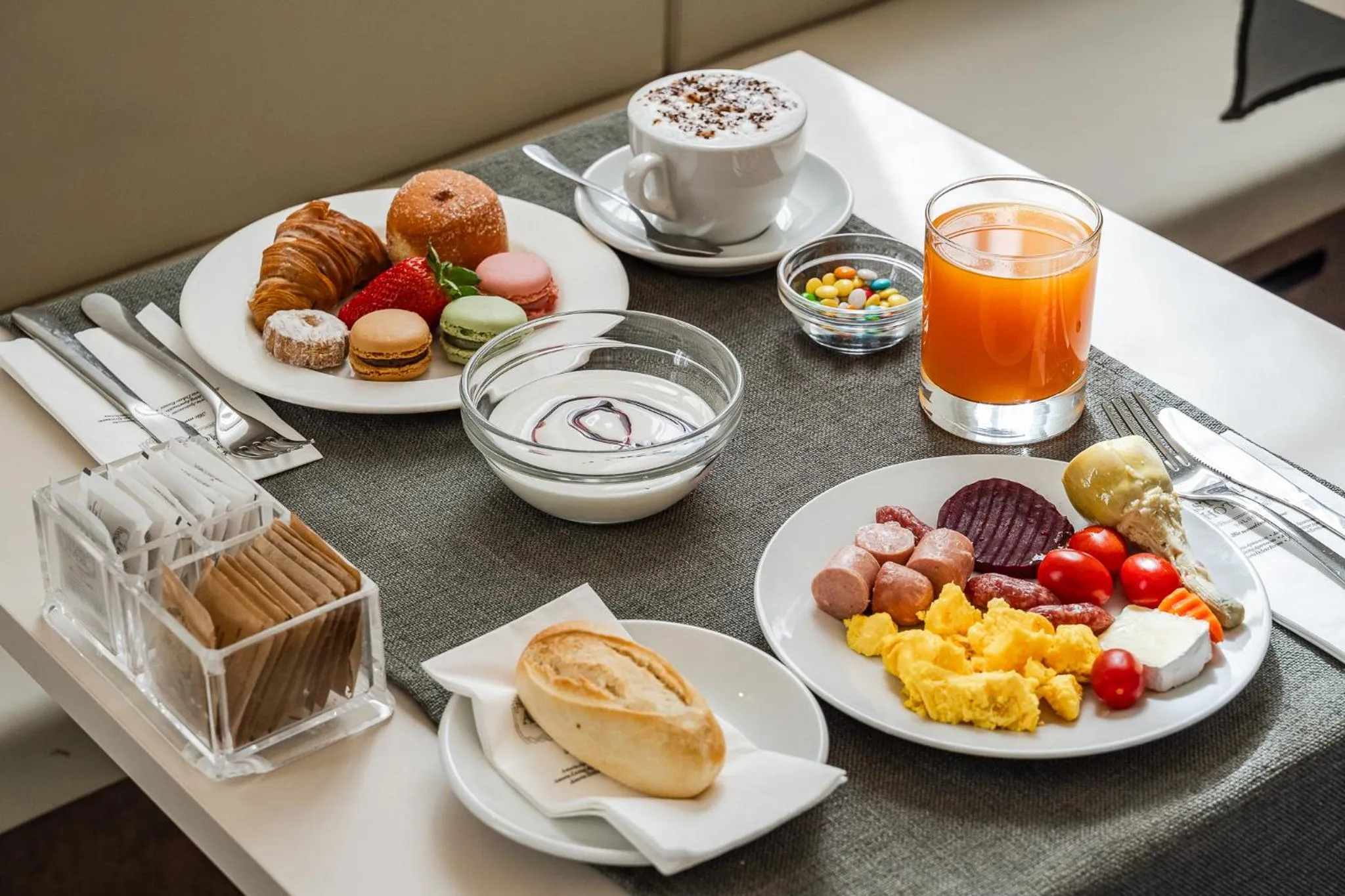 Breakfast in Hotel Astoria