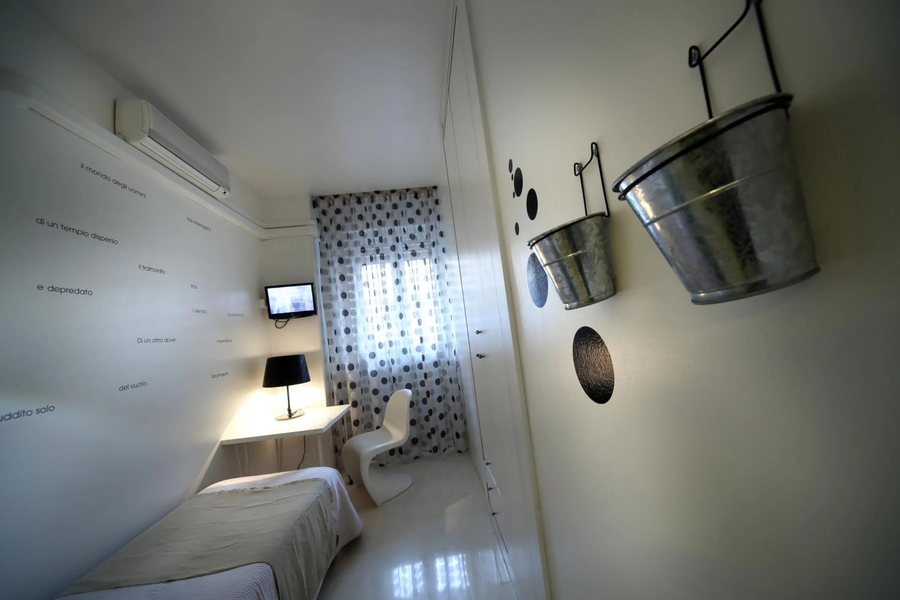 Photo of the whole room, Bed in Hotel Cristallo Brescia