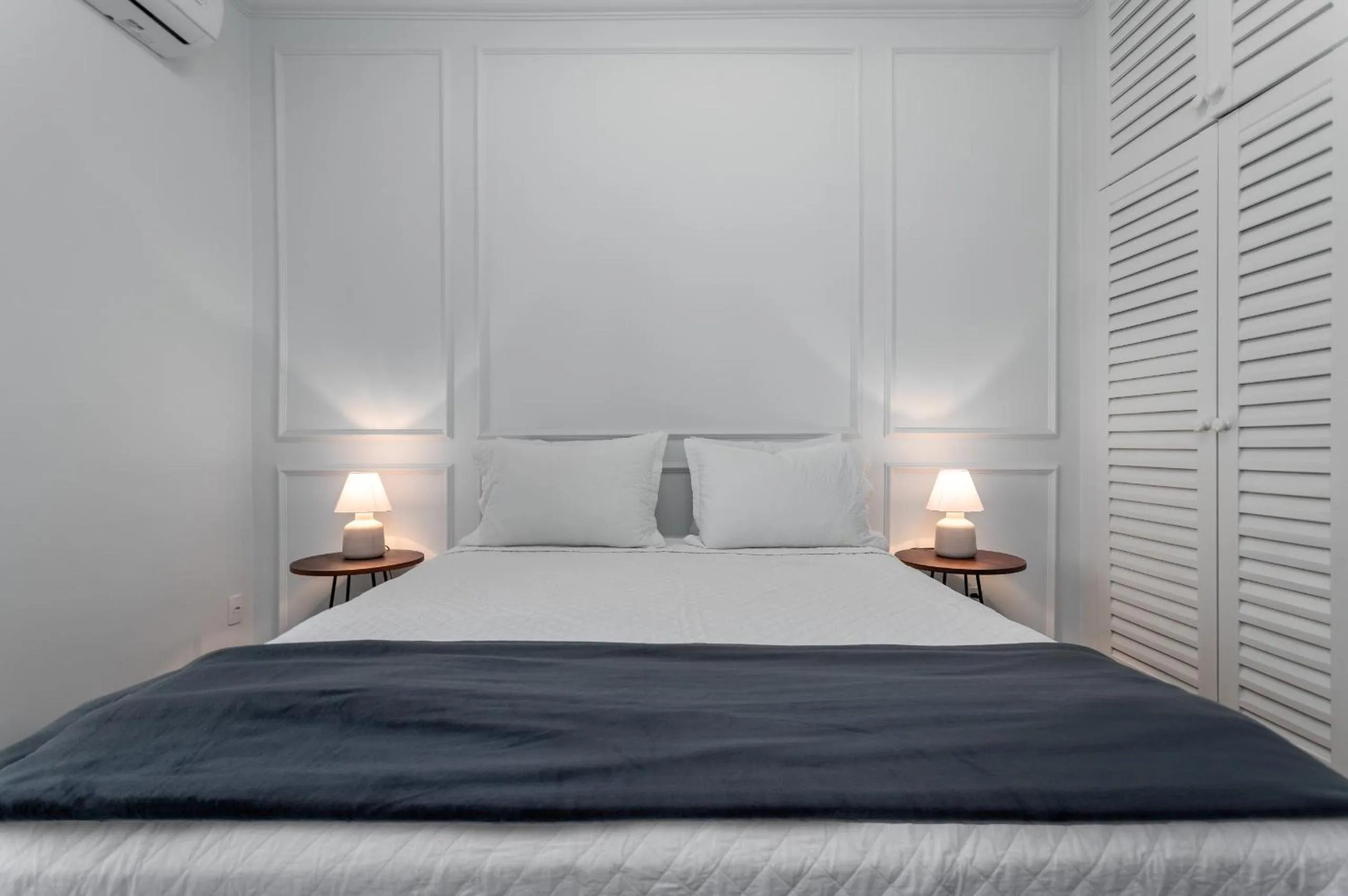 Bed in Vista para praia de Copacabana - RD1003 Z4