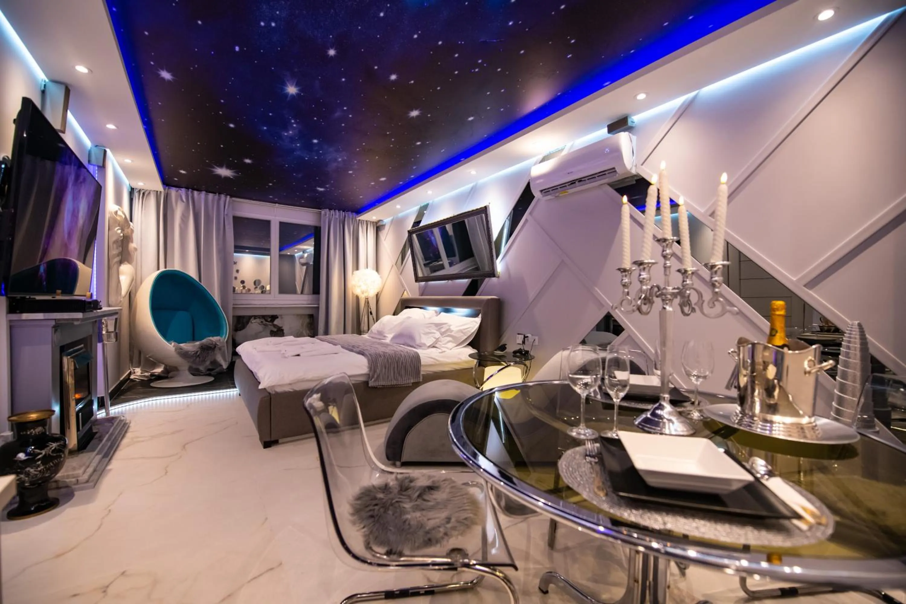 Dining area in Aurora Lux Spa Smart apartments