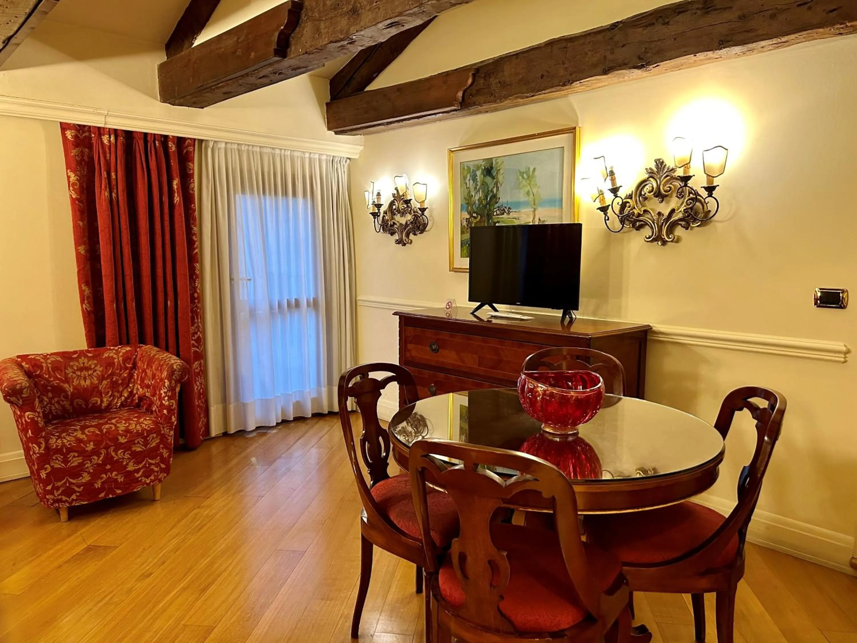 Living room in Suites Torre Dell'Orologio