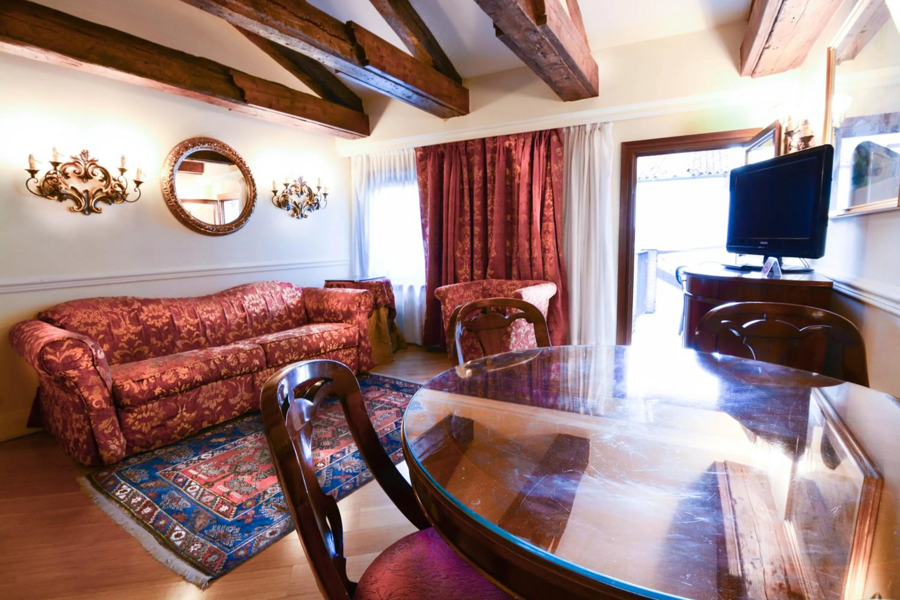 Living room in Suites Torre Dell'Orologio