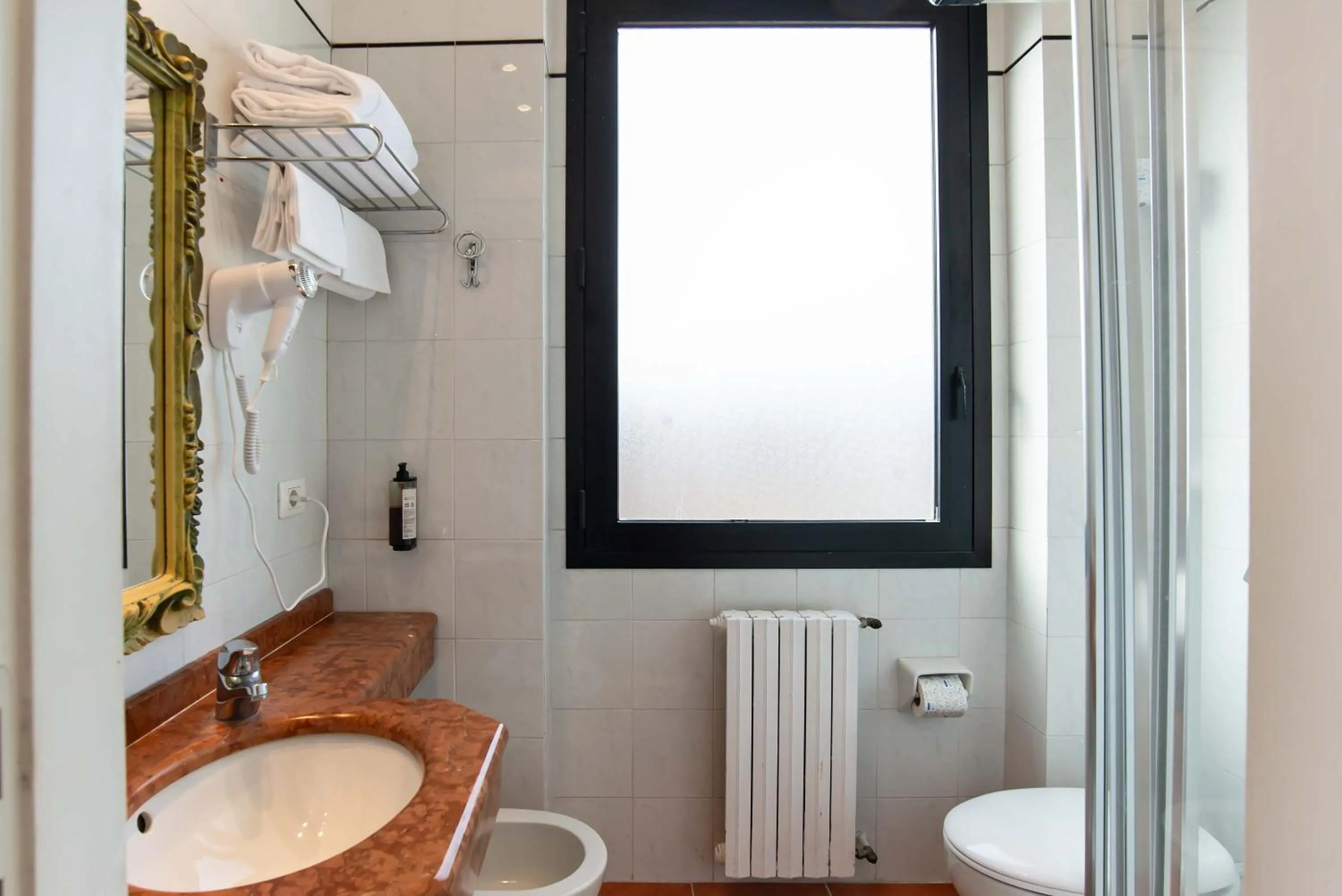 Bathroom in Hotel Machiavelli Palace