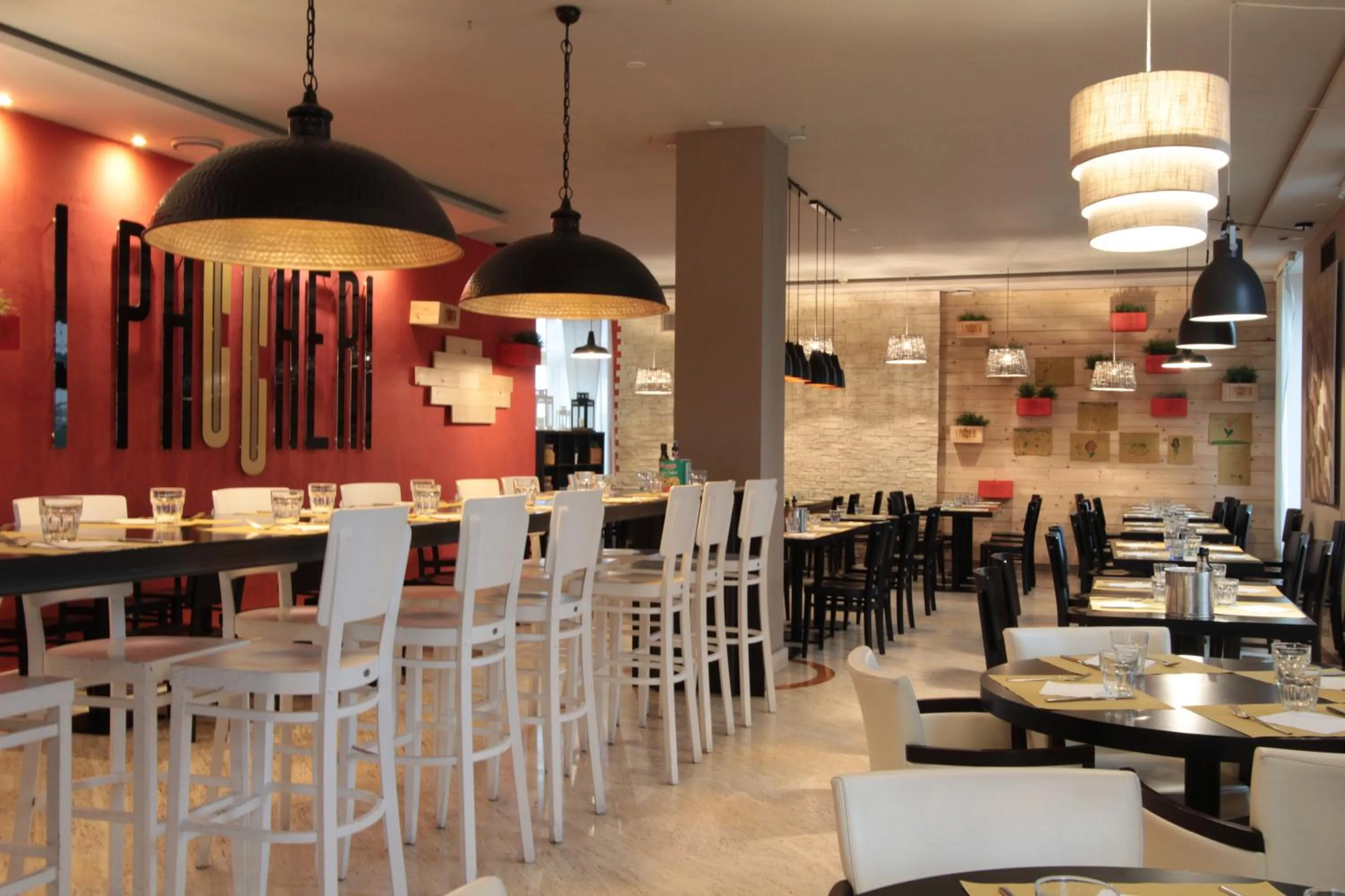 Restaurant/places to eat in Hotel Repubblica Marinara