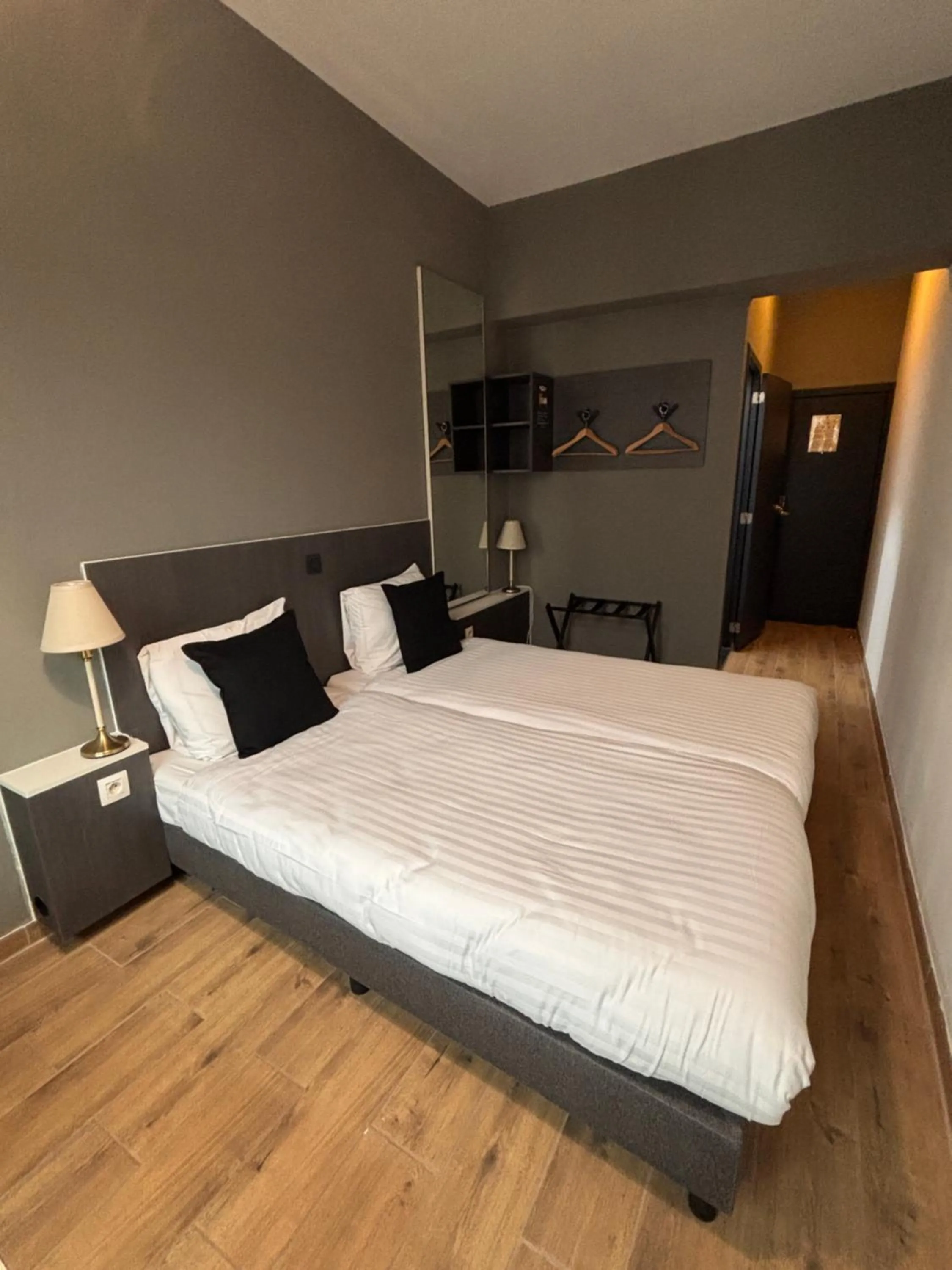 Property building, Bed in Hotel Aviation