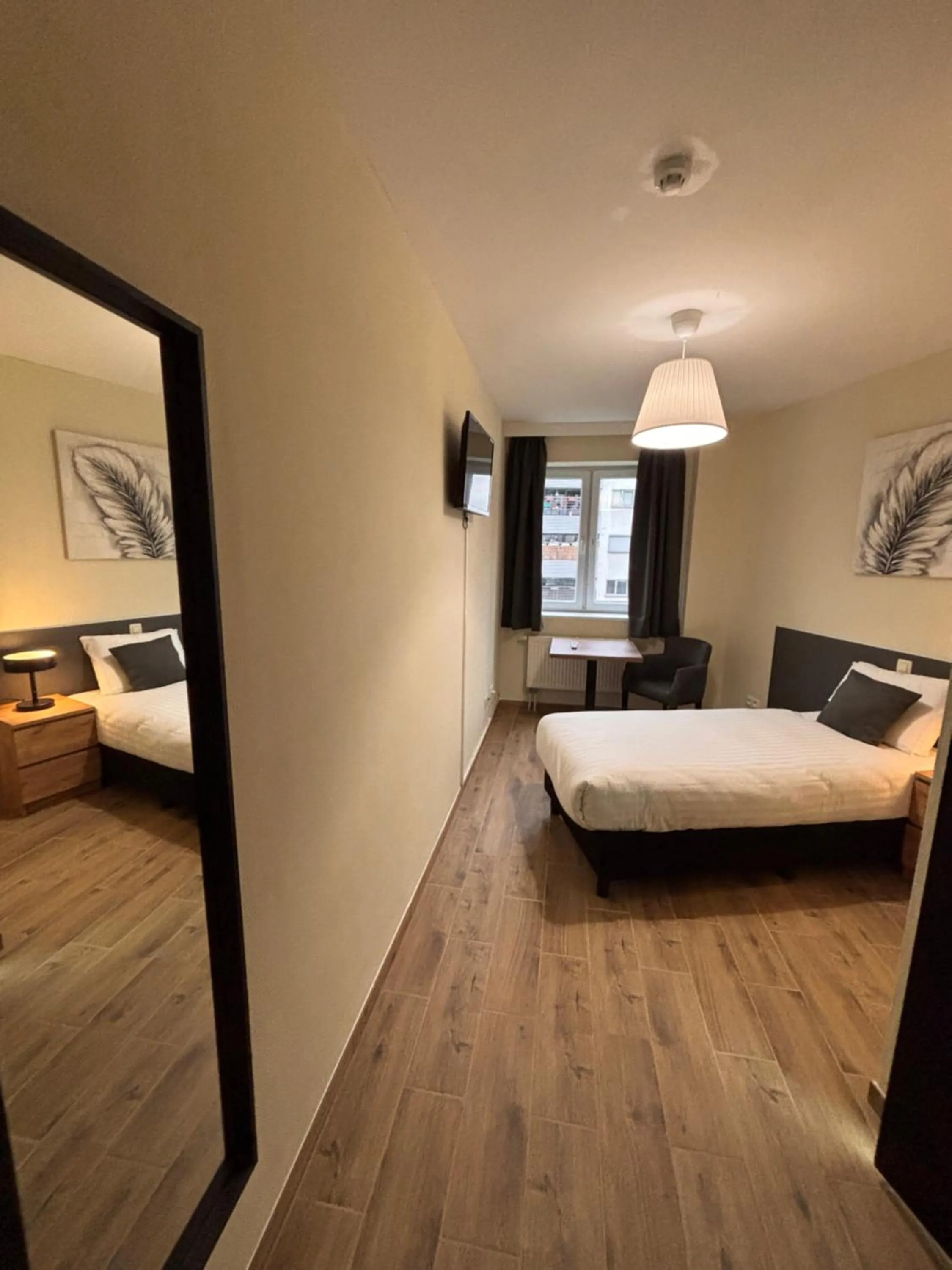 Property building, Bed in Hotel Aviation