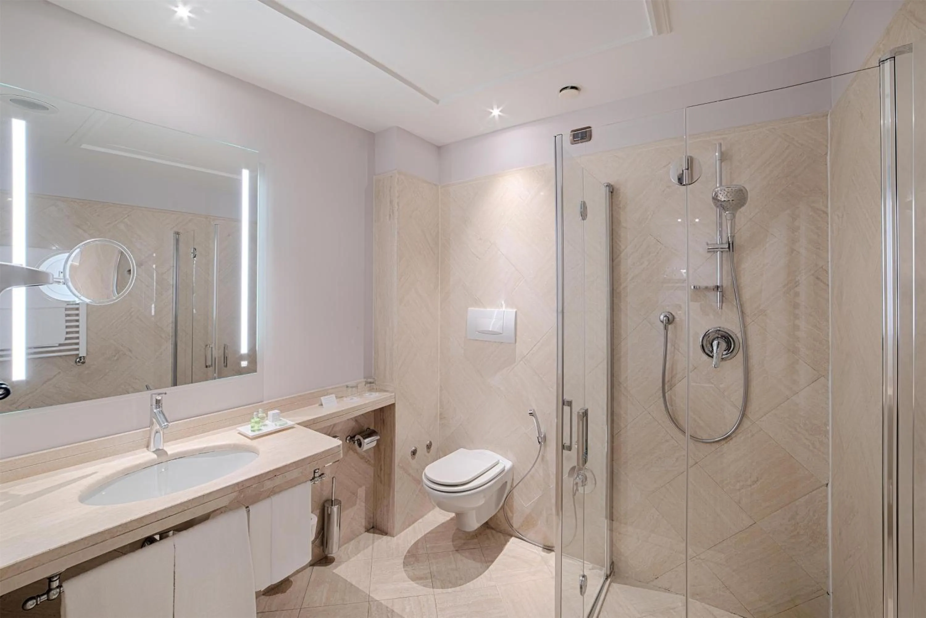 Bedroom in NH Roma Villa Carpegna