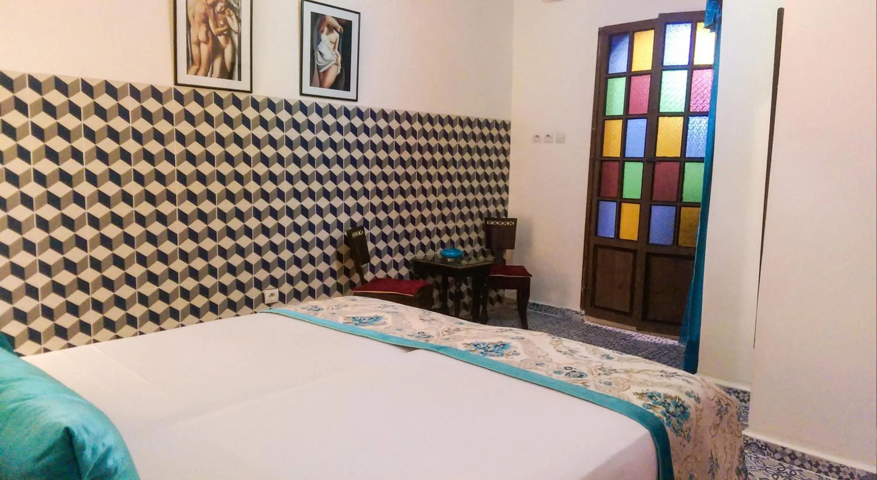 Photo of the whole room, Bed in Riad De La Semaine