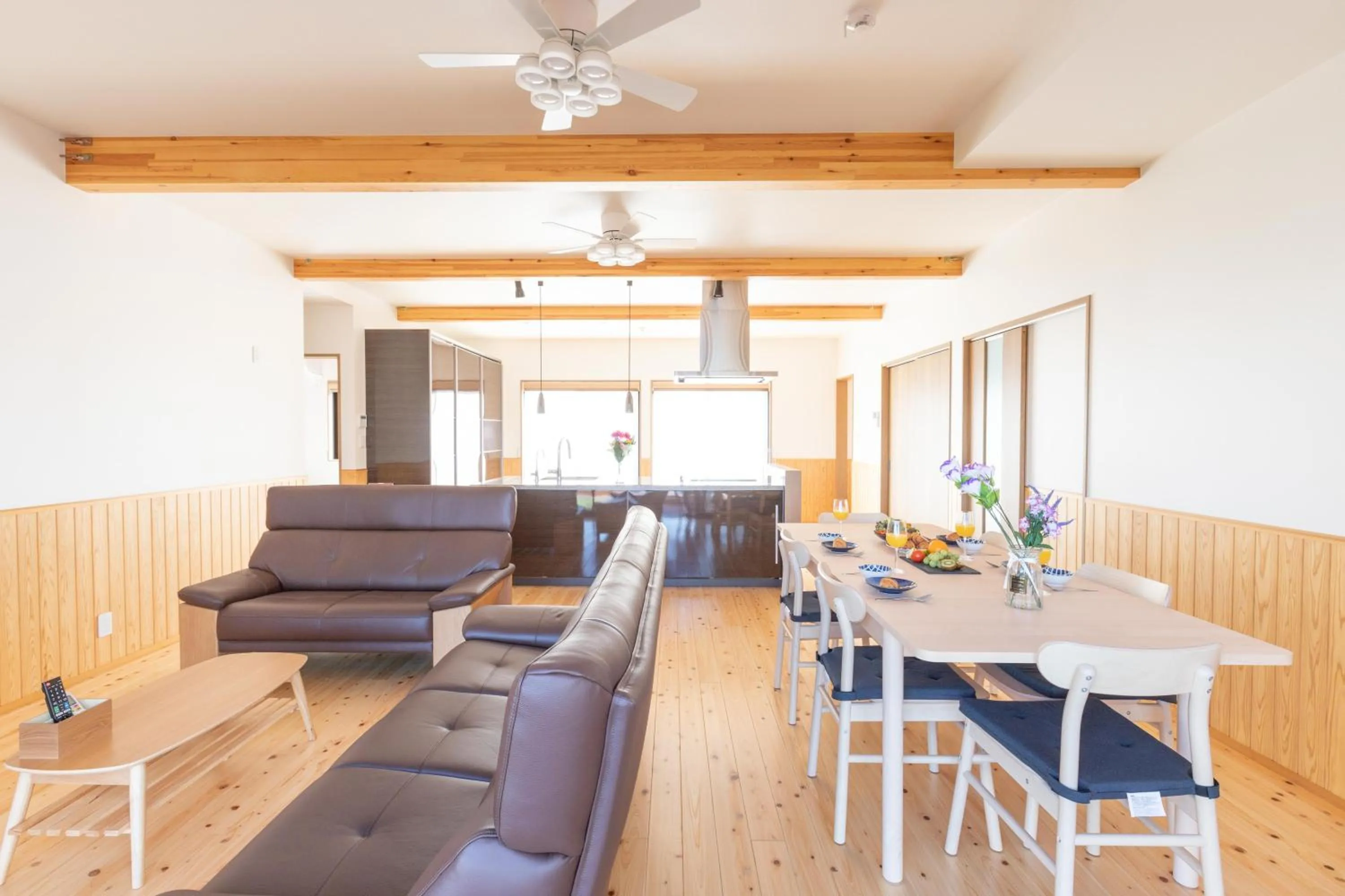 Living room in オーシャンヴィラ鳴門-Ocean Villa Naruto-