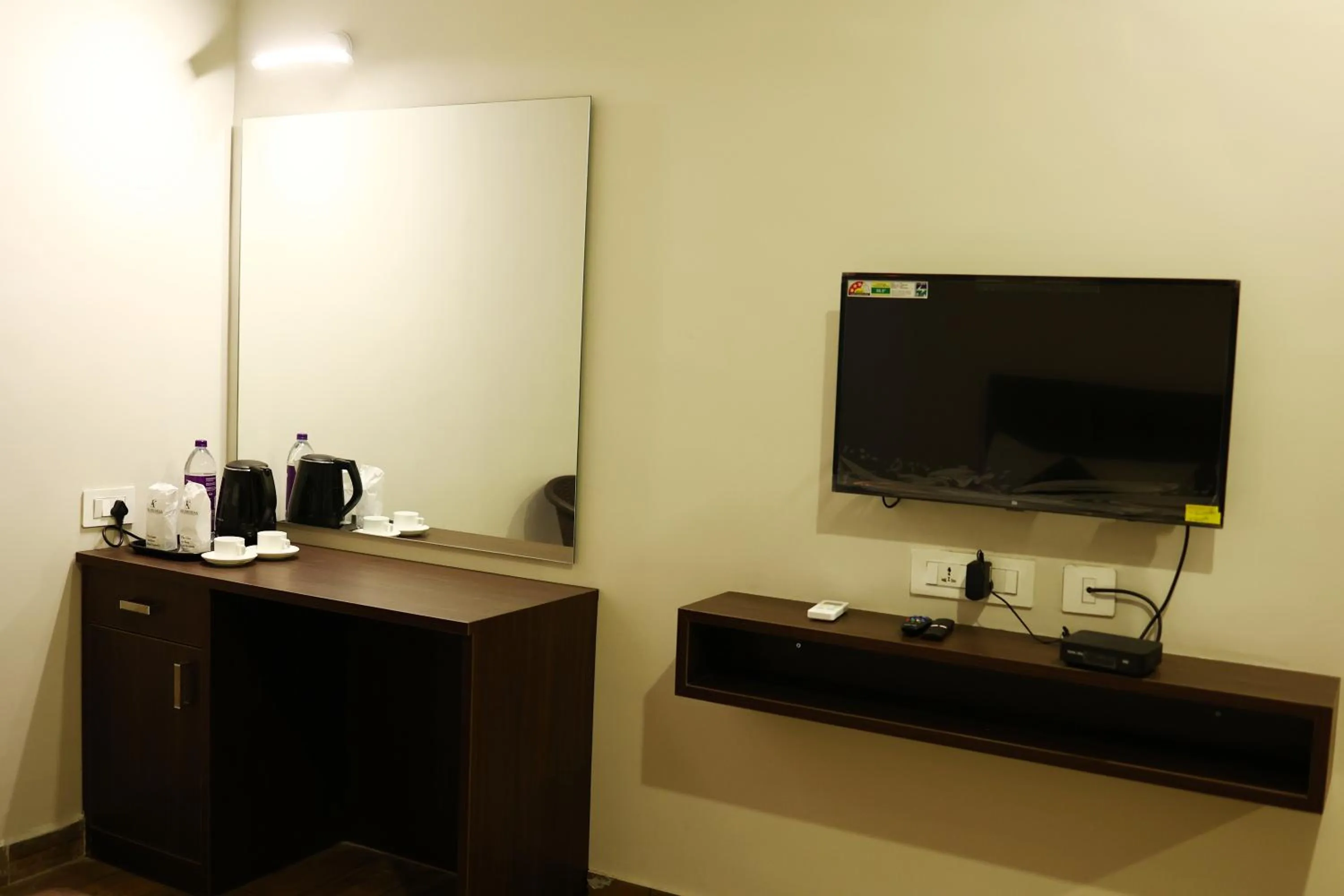 TV and multimedia in HOTEL PARK KRISHNA