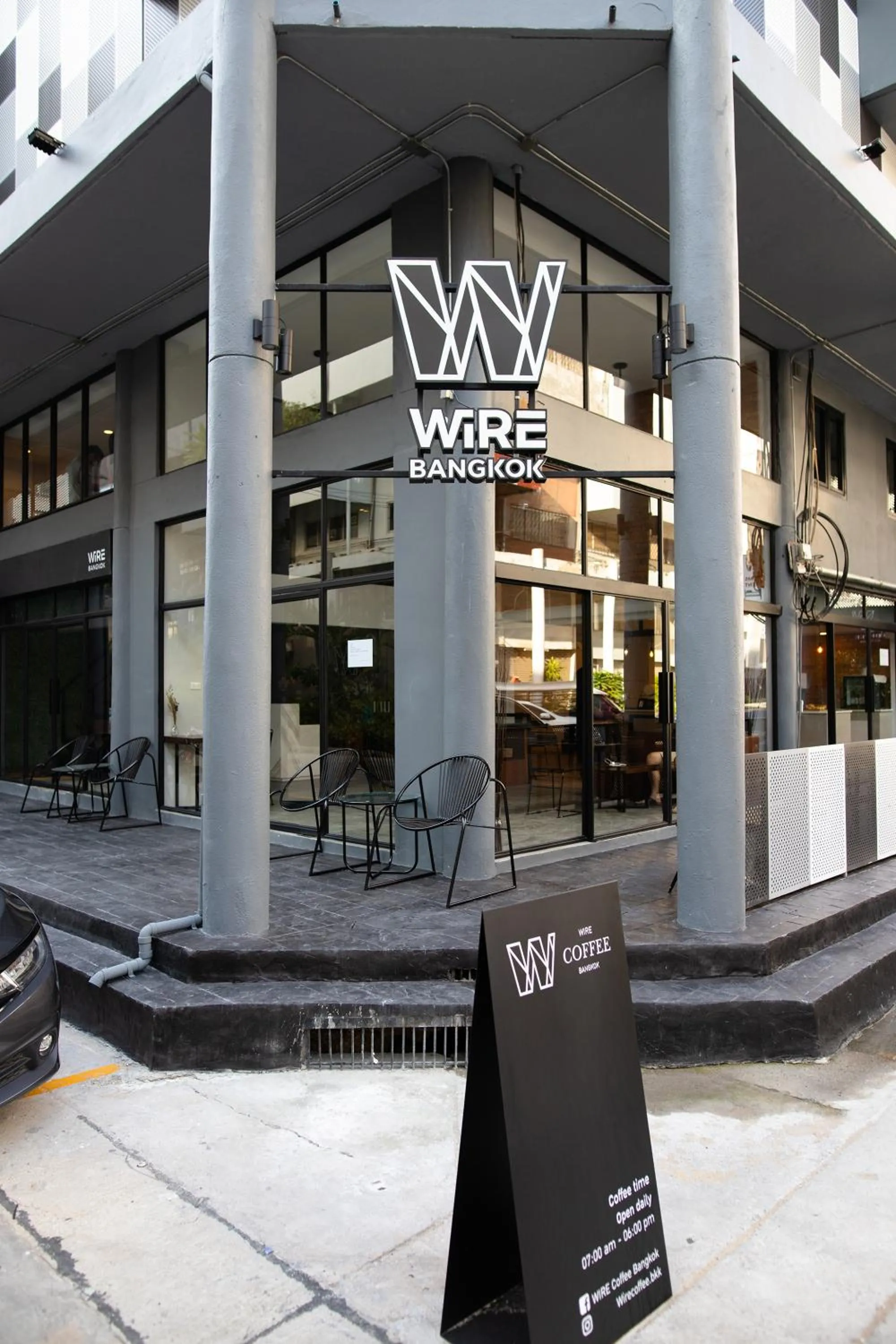 Property building in WiRE BANGKOK PRAKHANONG