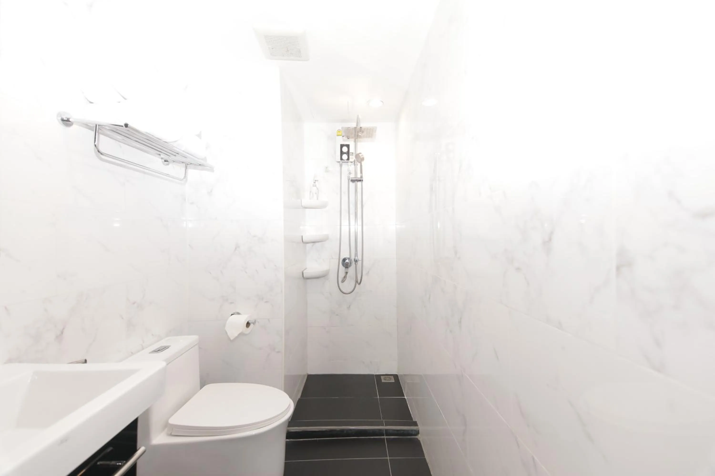 Bathroom in WiRE BANGKOK PRAKHANONG