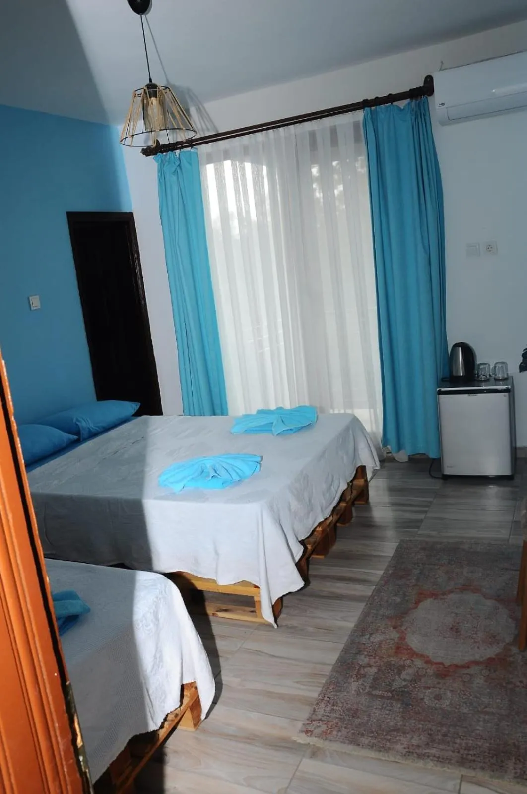 Bed in TUTHALİYA HOTEL