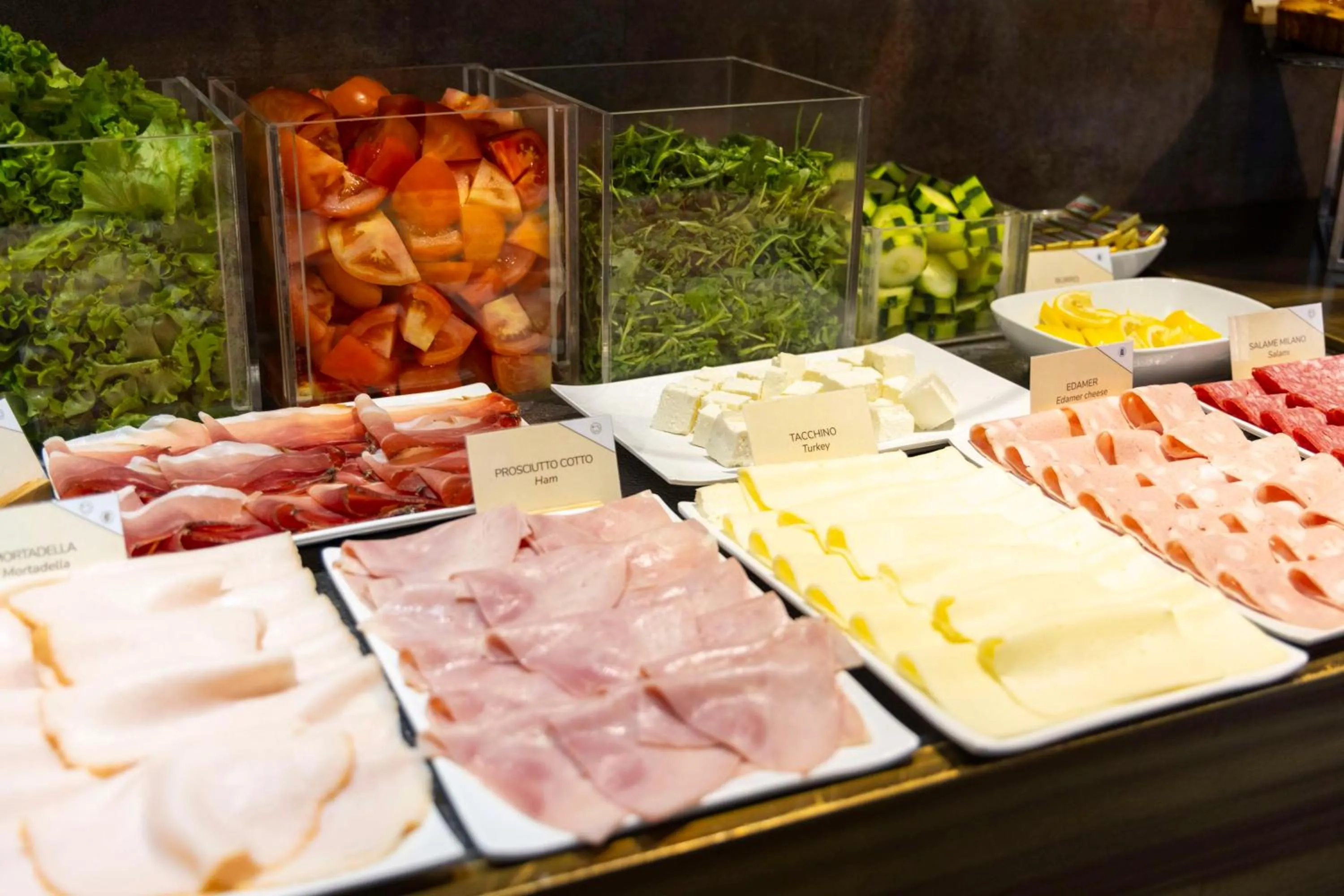 Food and drinks in Best Western Madison Hotel