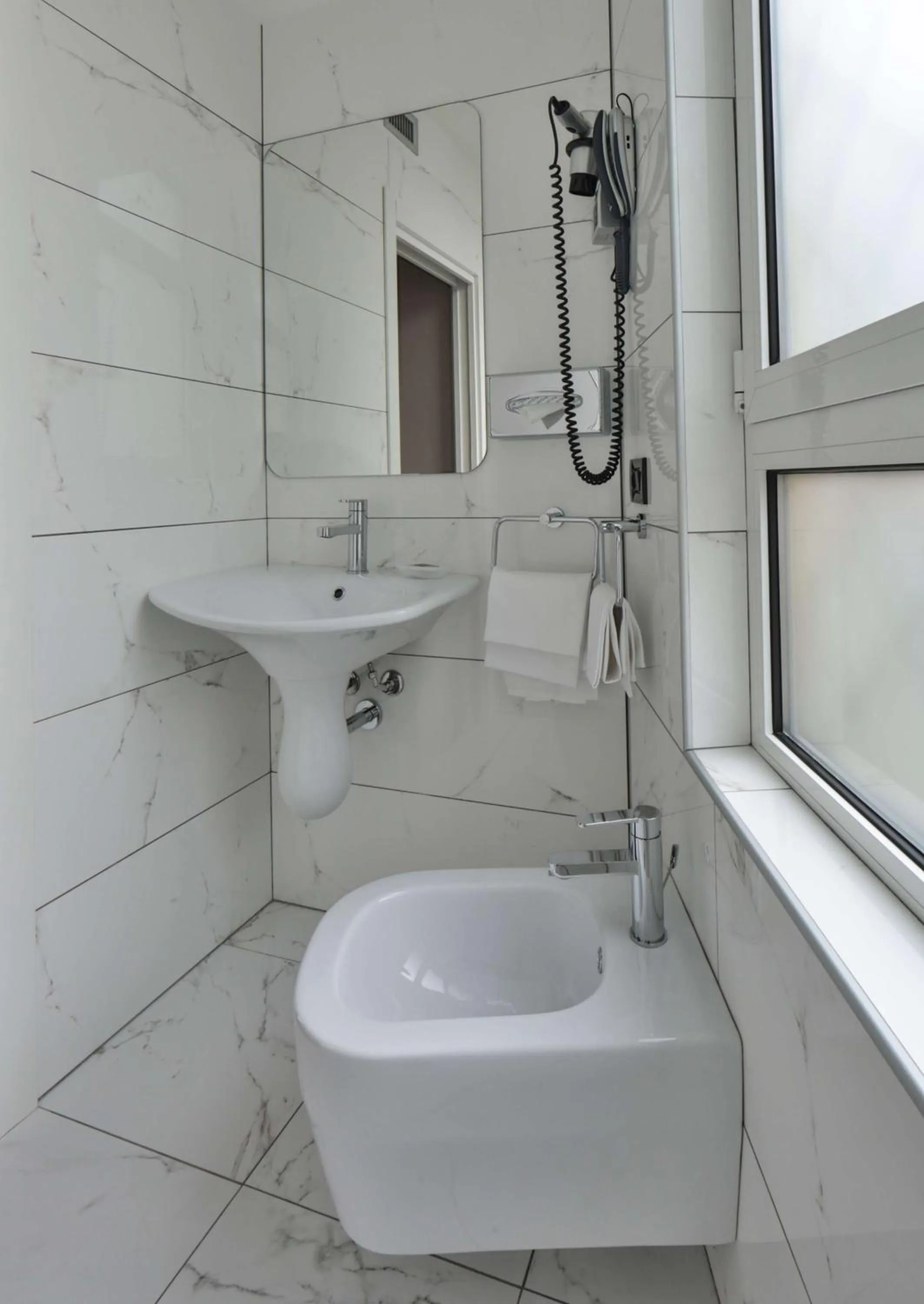 Bathroom in Best Western Madison Hotel