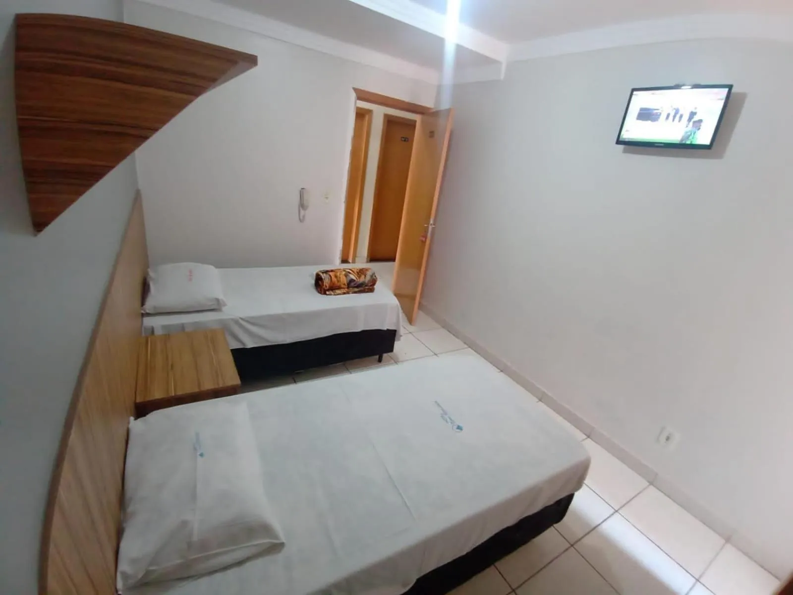 Bed in Hotel Jerusalém 2