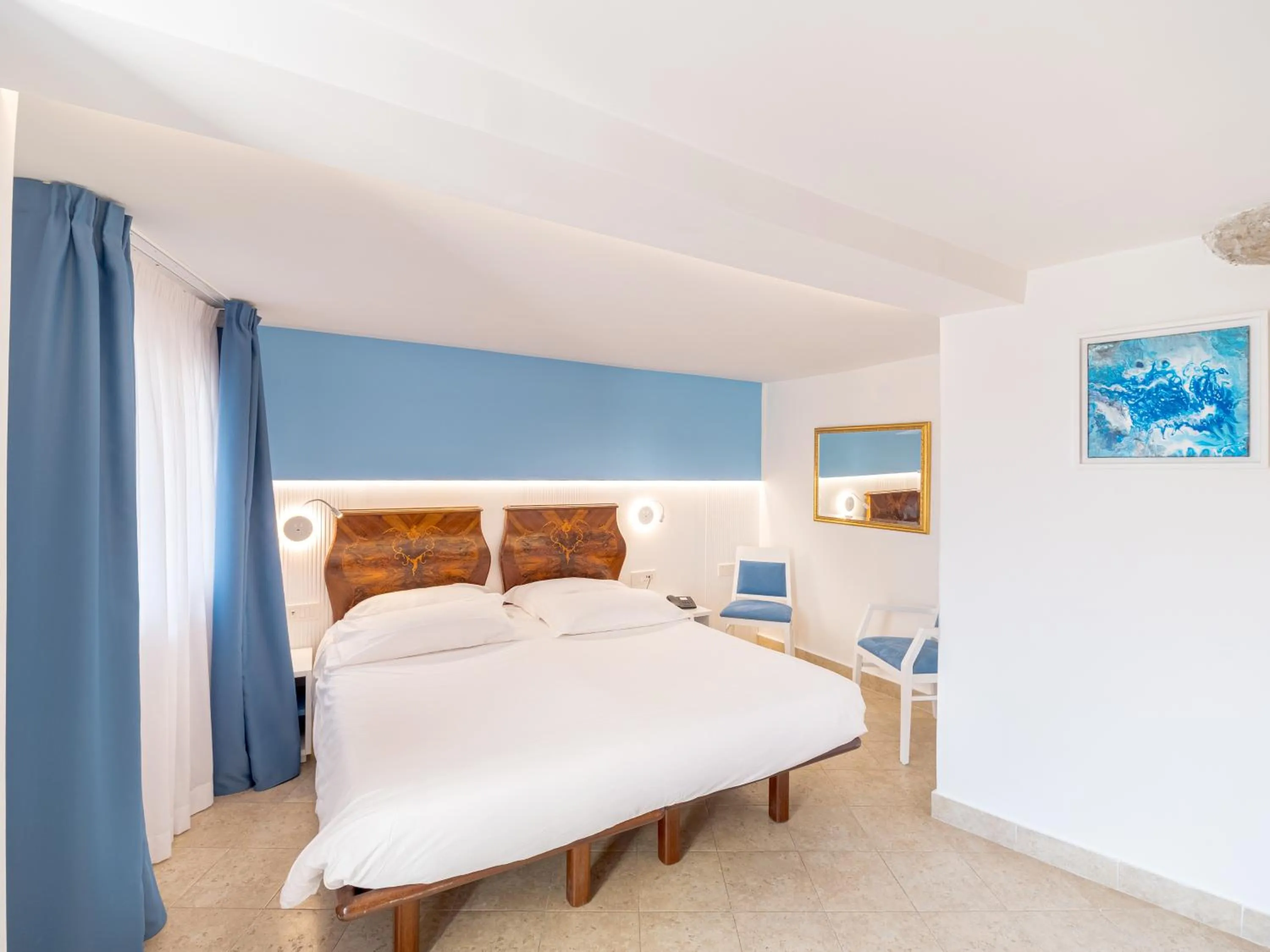 Bedroom, Bed in Hotel Cristina