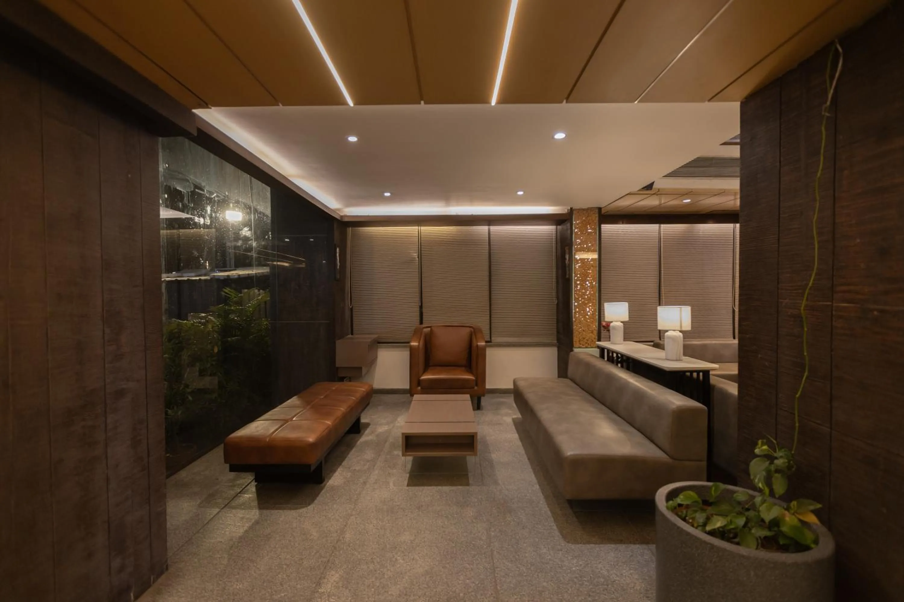 Property building in Pride Biznotel Alkapuri Near Vadodara Airport