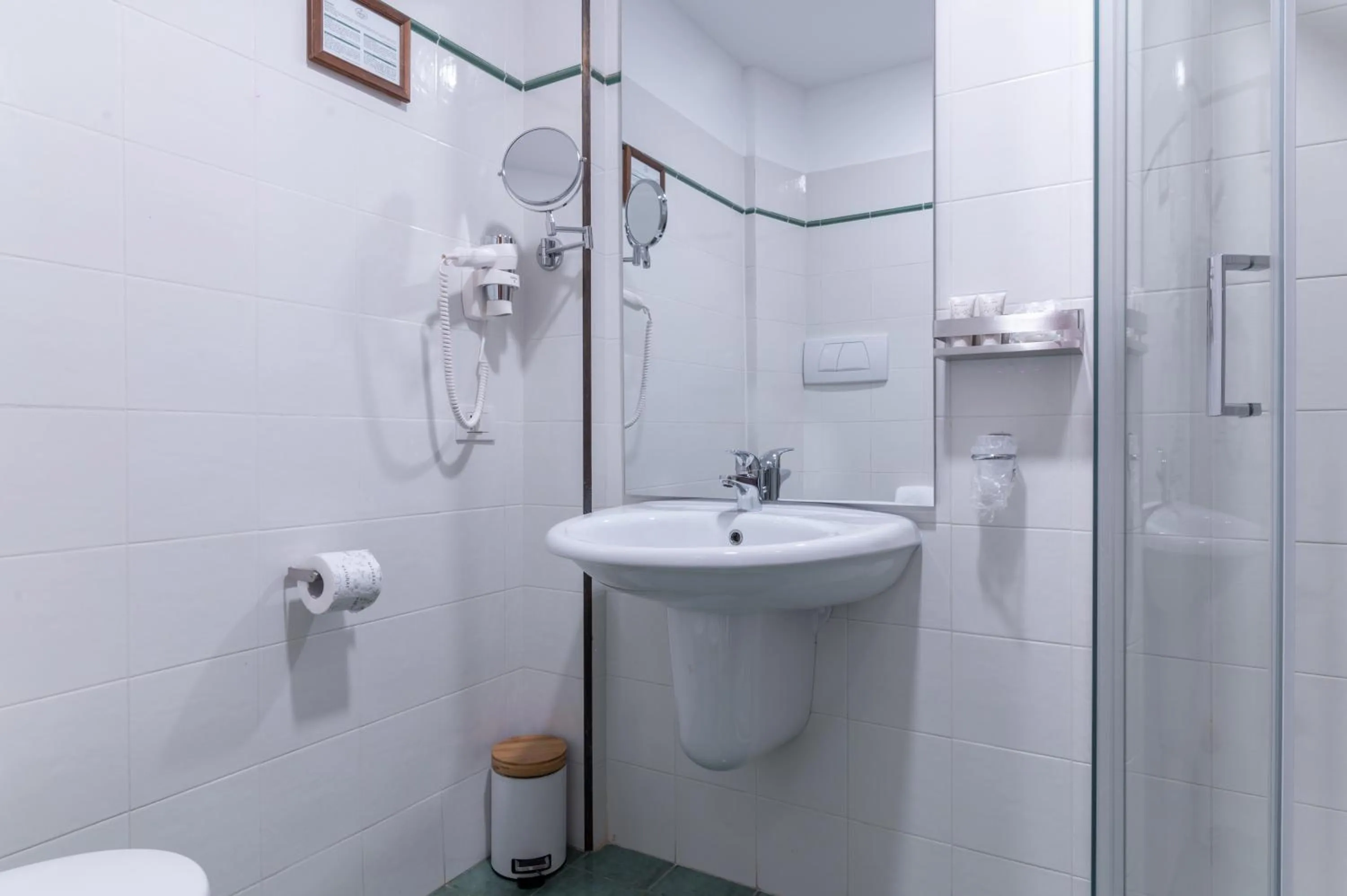 Shower in Villa Cesi Resort & Spa