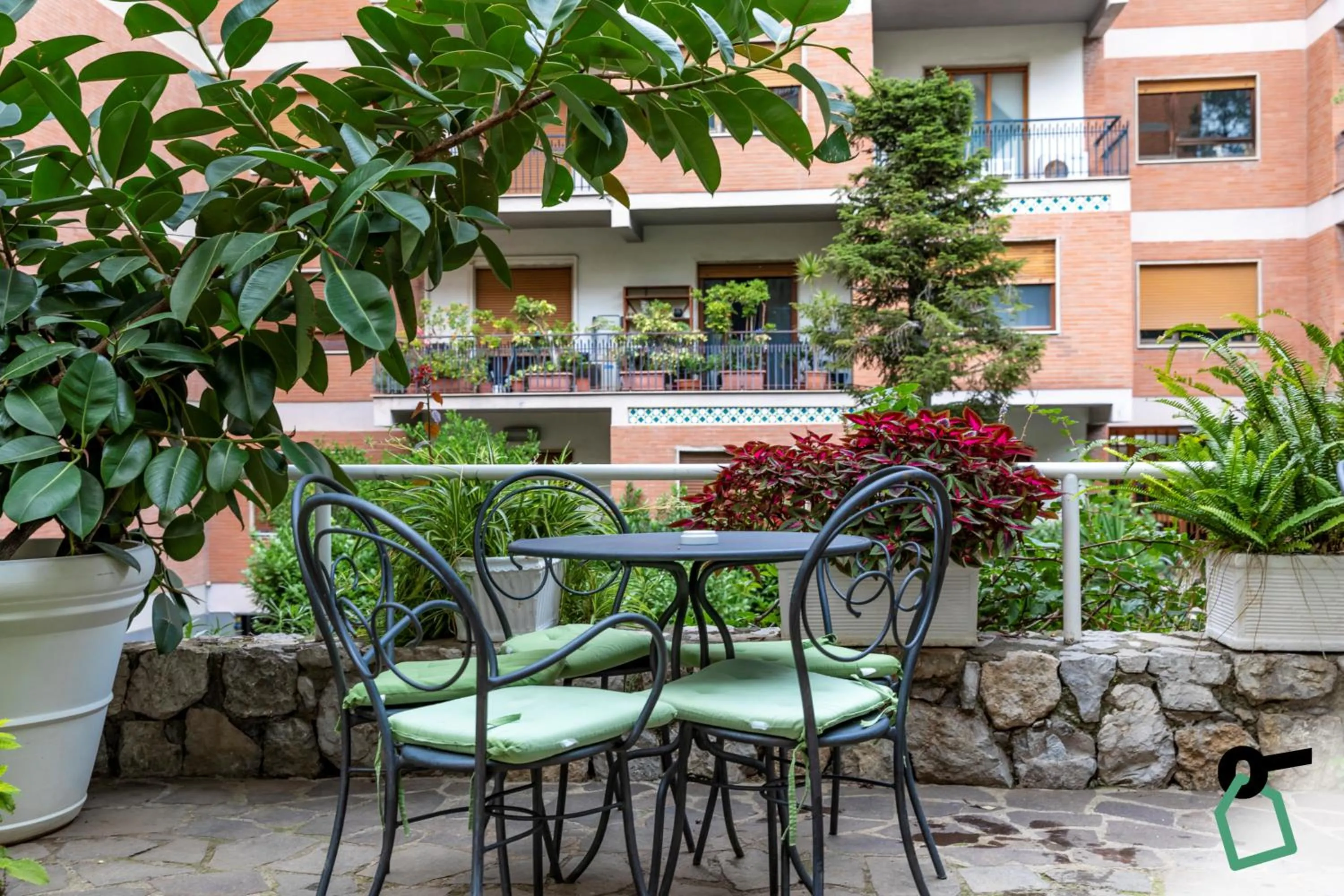 Garden view in HOTIDAY Room Collection - Sorrento