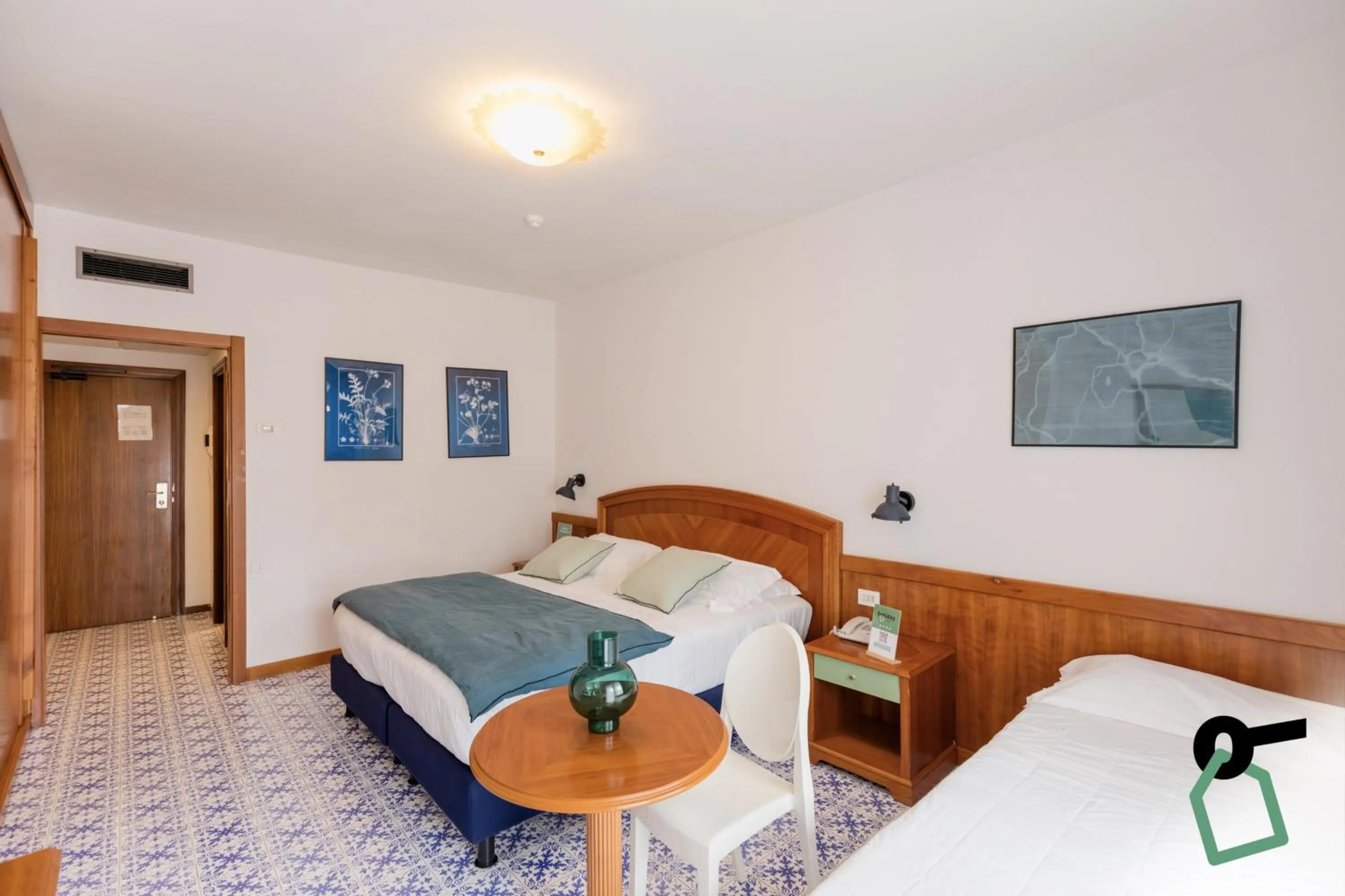 Photo of the whole room, Bed in HOTIDAY Room Collection - Sorrento