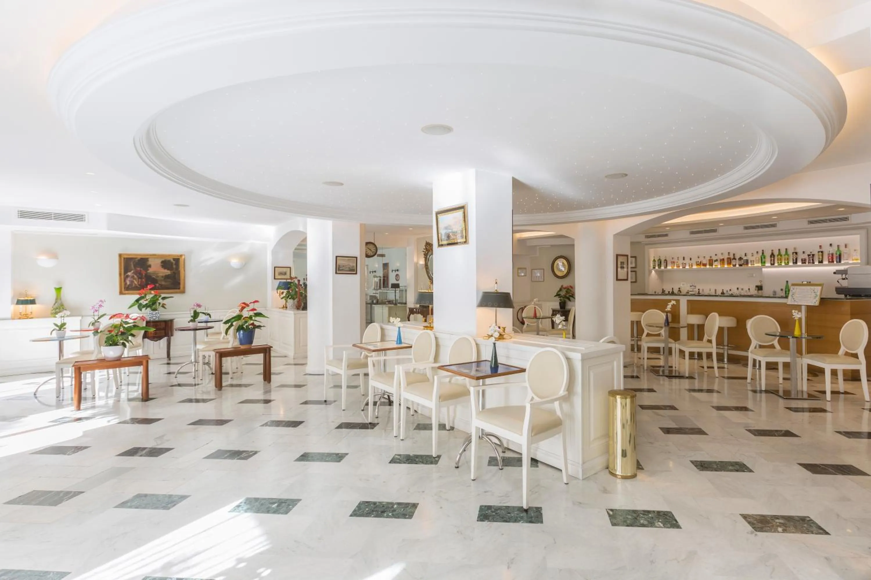 Lobby or reception in Hotel Central Wellness