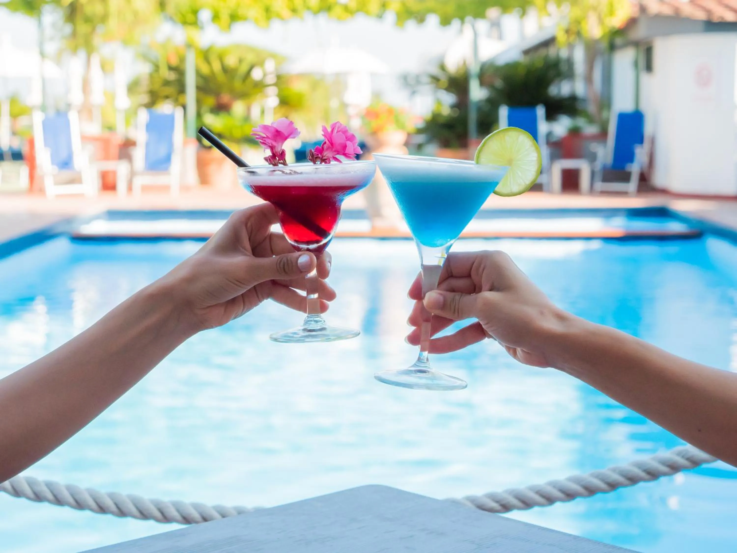 Swimming pool in Hotel Central Wellness