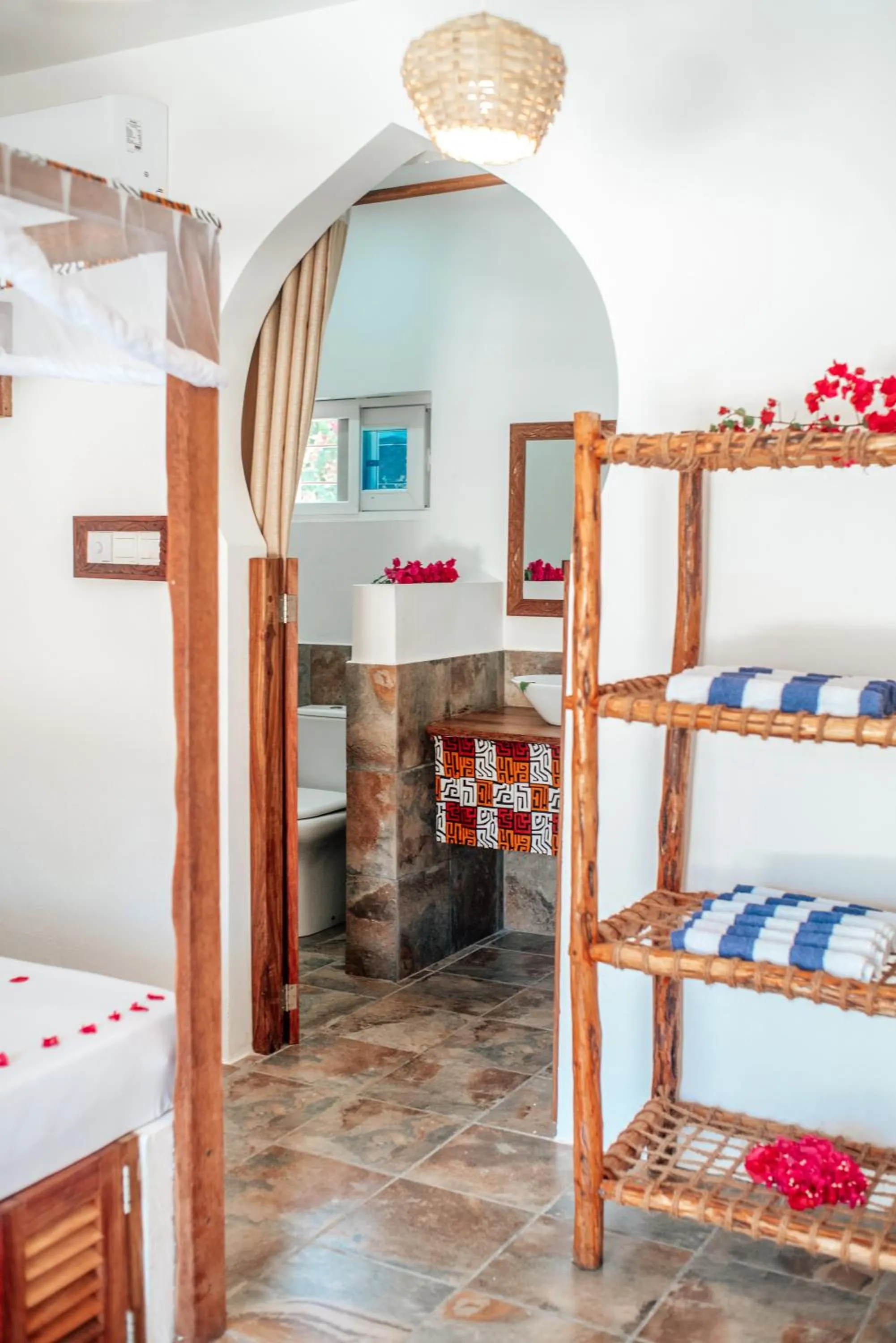 Bedroom, Bed in Dhow Resort