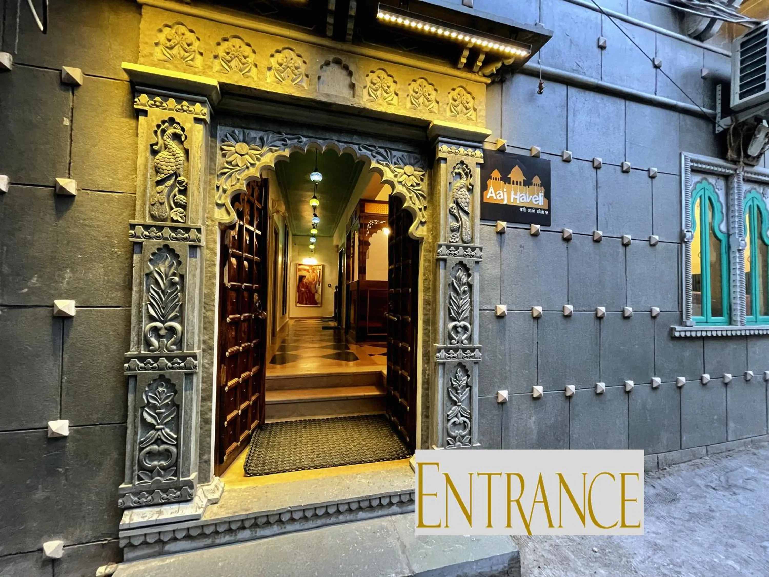 Facade/entrance in AAJ HAVELI - Pichola Lake Facing Hotel
