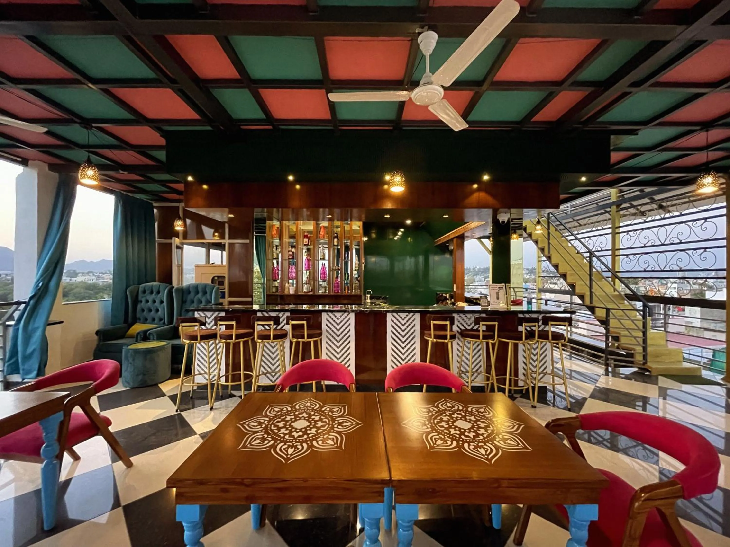 Restaurant/places to eat in AAJ HAVELI - Pichola Lake Facing Hotel