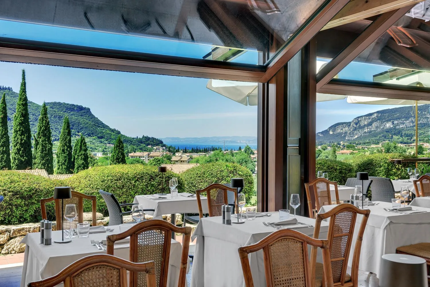 Restaurant/places to eat in Poiano Garda Resort Hotel
