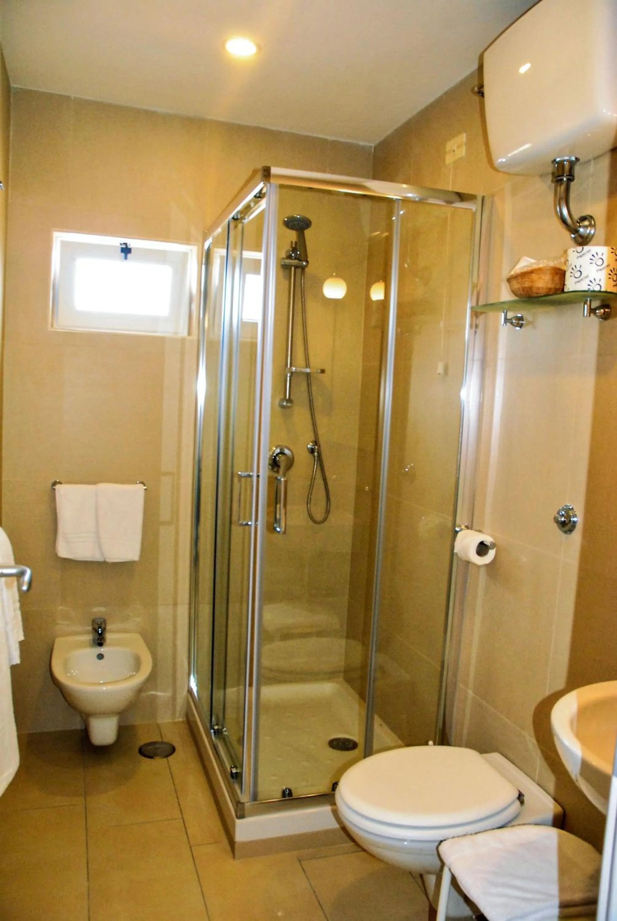 Shower in Hotel Villa Fiorita