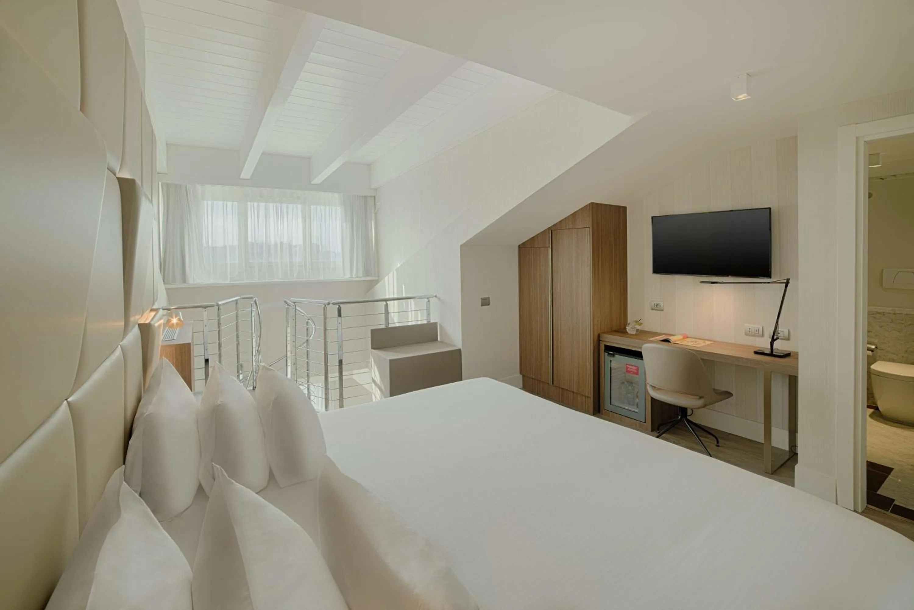 Bedroom, Bed in NH Collection Roma Centro